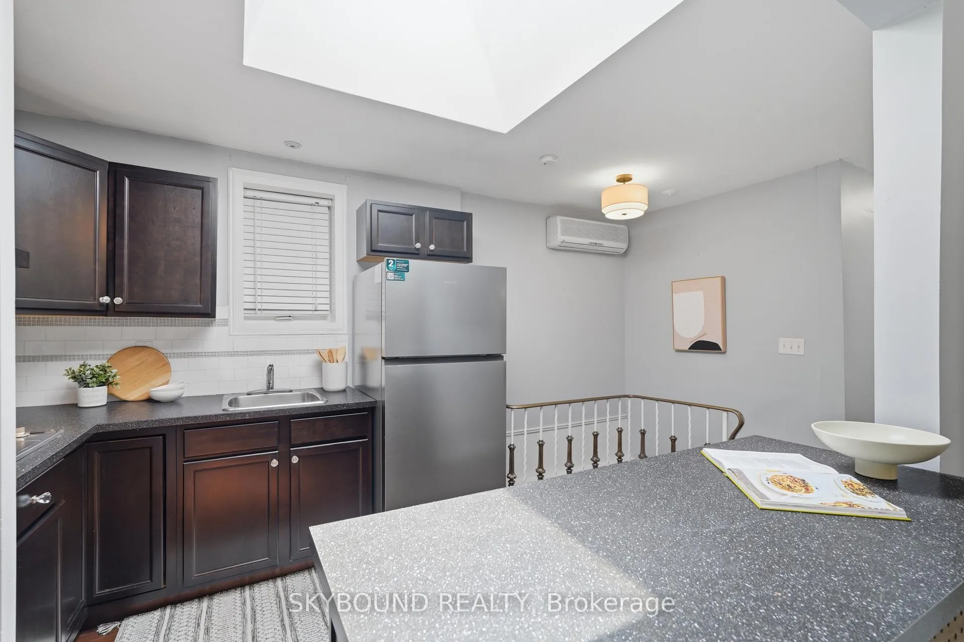 Photo 15 of 358 Silverthorn Avenue, Toronto, Keelesdale-Eglinton West — HOMEH