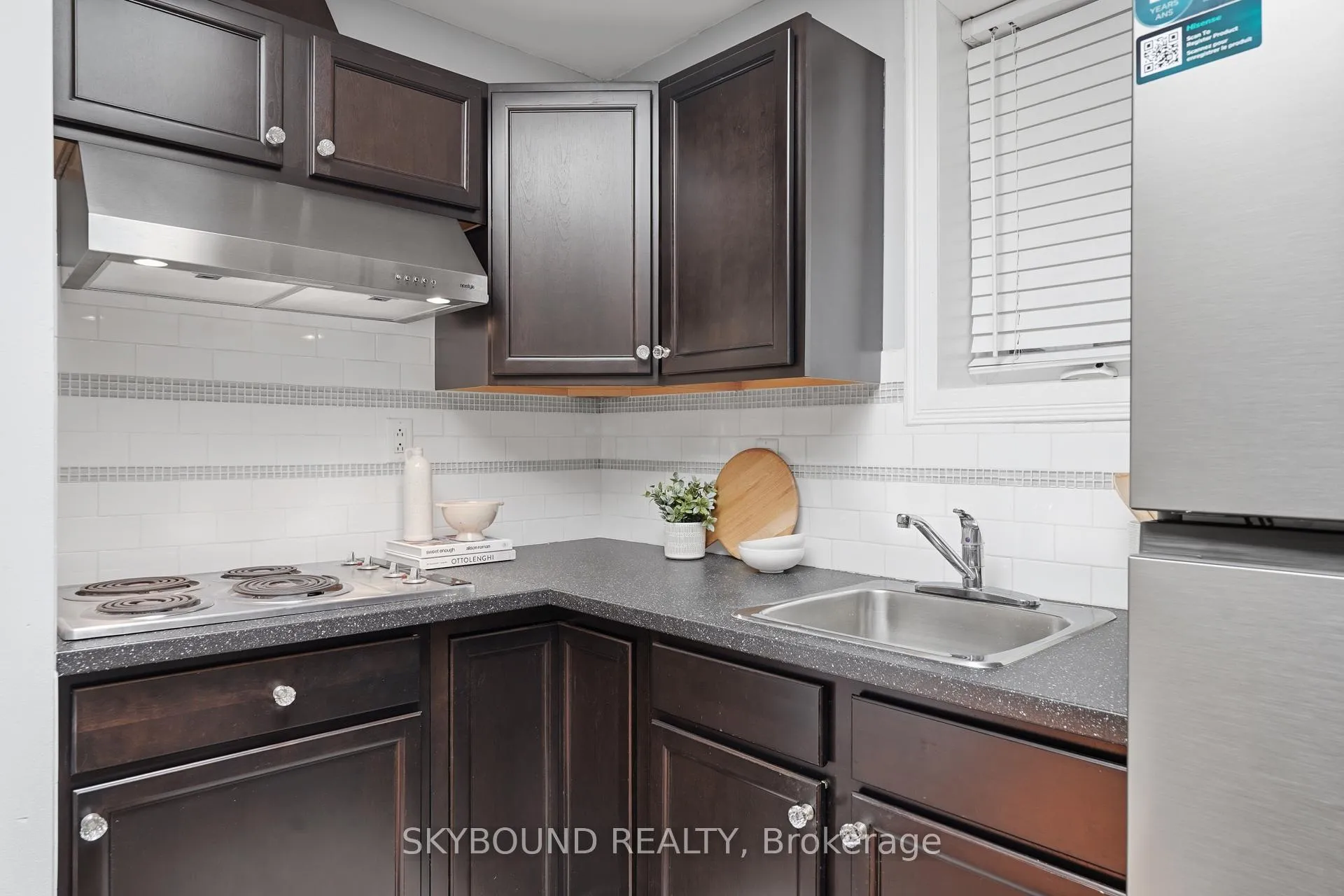 Photo 16 of 358 Silverthorn Avenue, Toronto, Keelesdale-Eglinton West — HOMEH