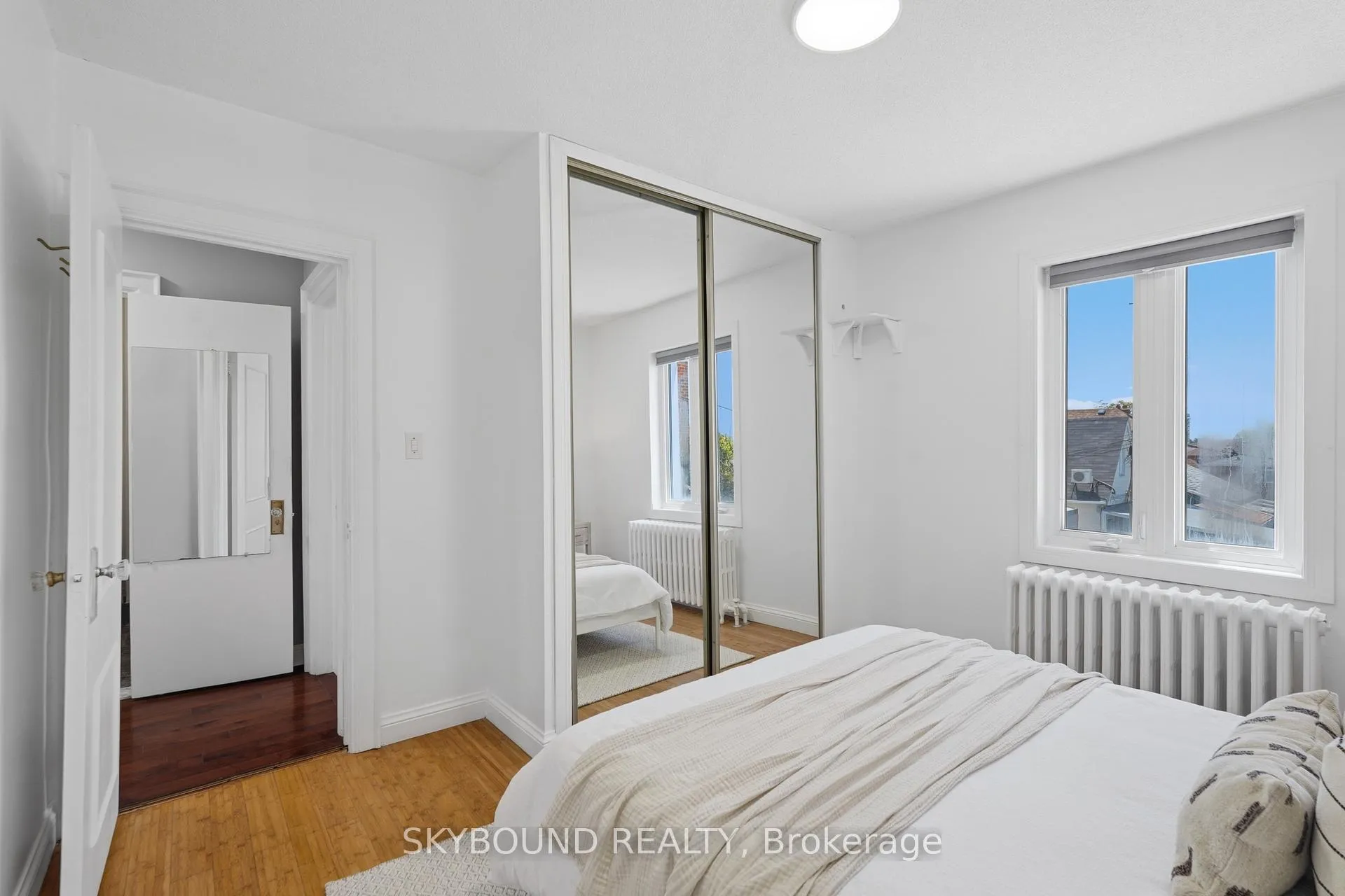 Photo 19 of 358 Silverthorn Avenue, Toronto, Keelesdale-Eglinton West — HOMEH