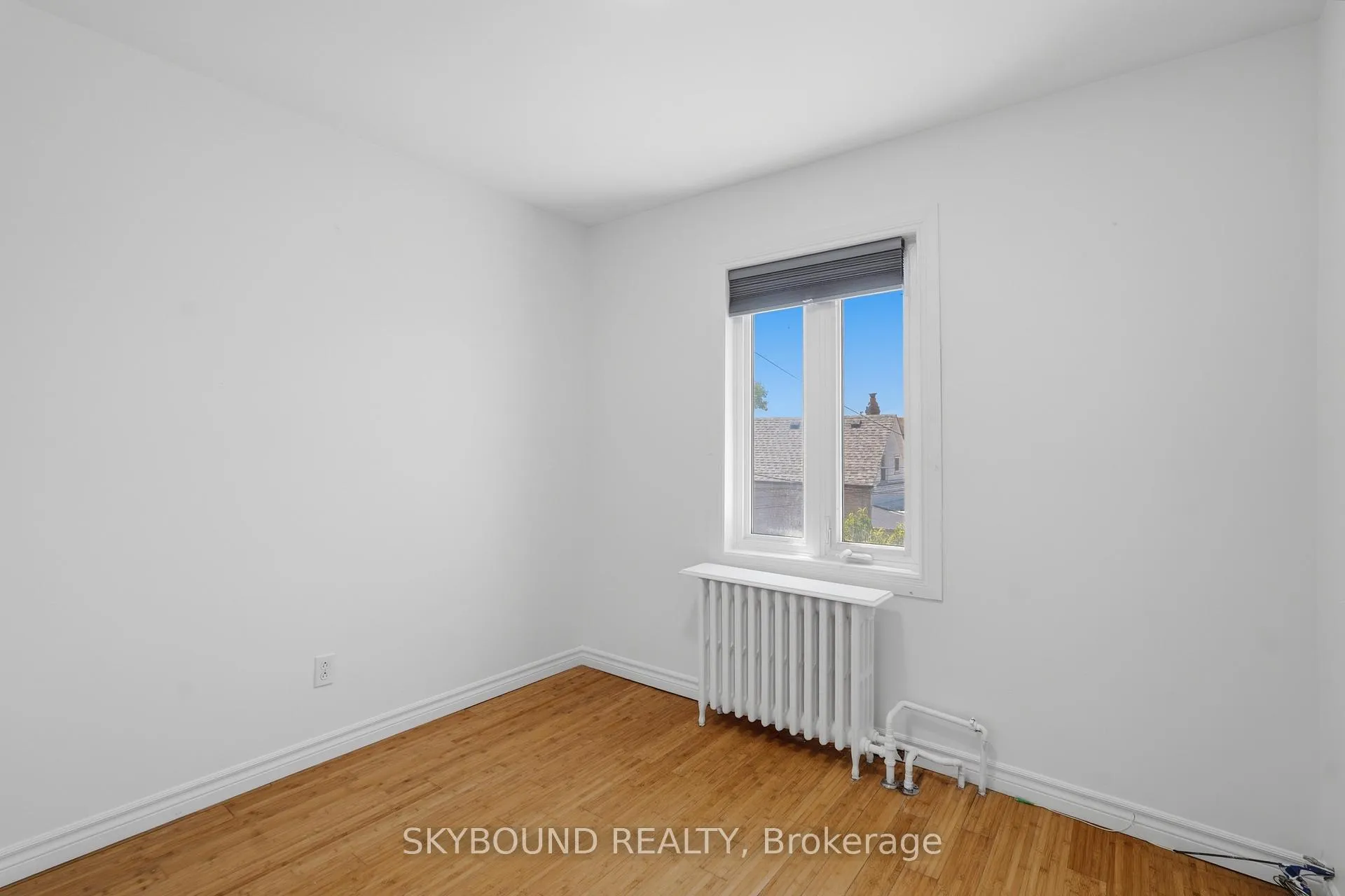 Photo 20 of 358 Silverthorn Avenue, Toronto, Keelesdale-Eglinton West — HOMEH
