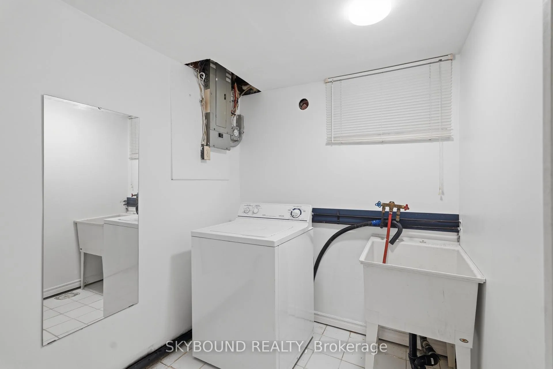 Photo 27 of 358 Silverthorn Avenue, Toronto, Keelesdale-Eglinton West — HOMEH