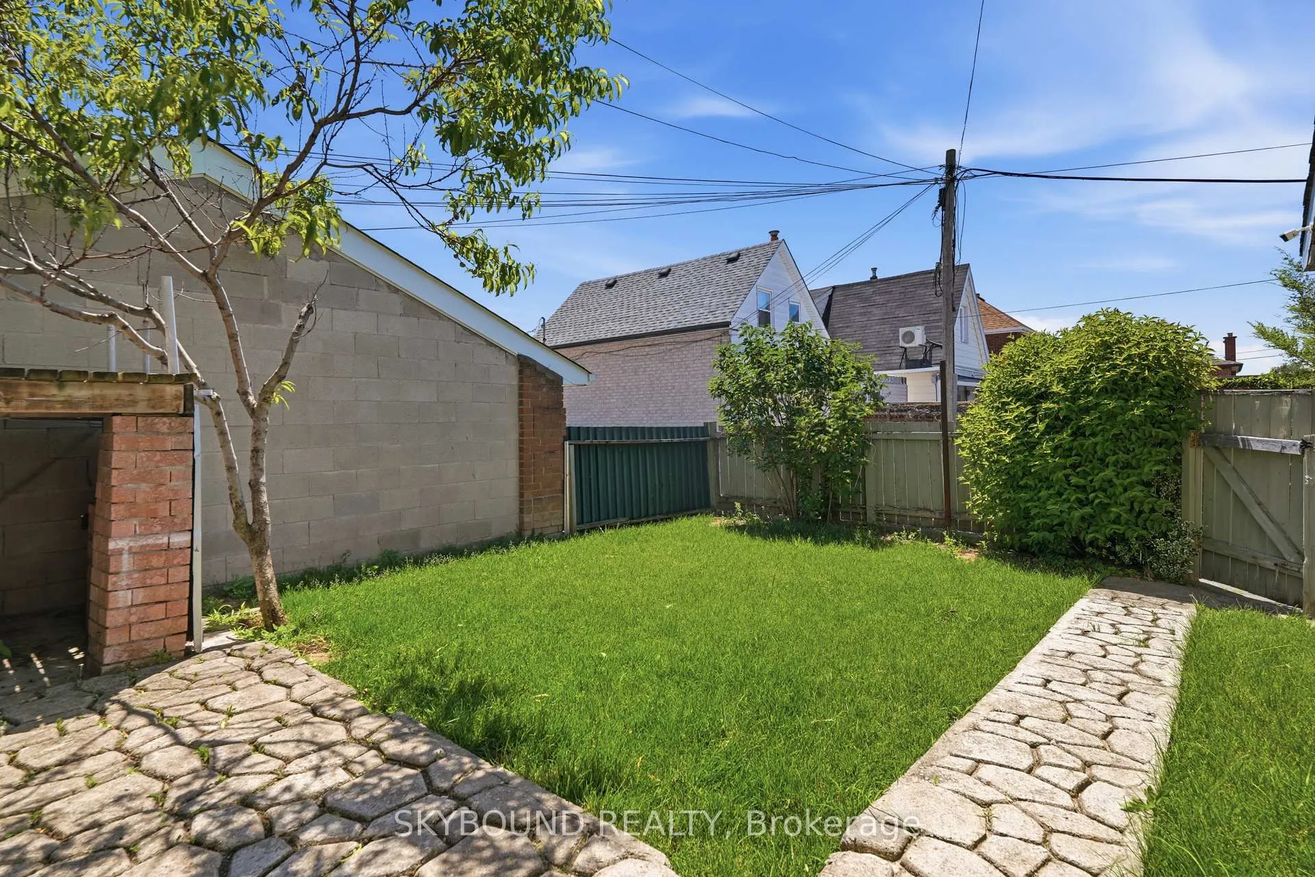 Photo 37 of 358 Silverthorn Avenue, Toronto, Keelesdale-Eglinton West — HOMEH
