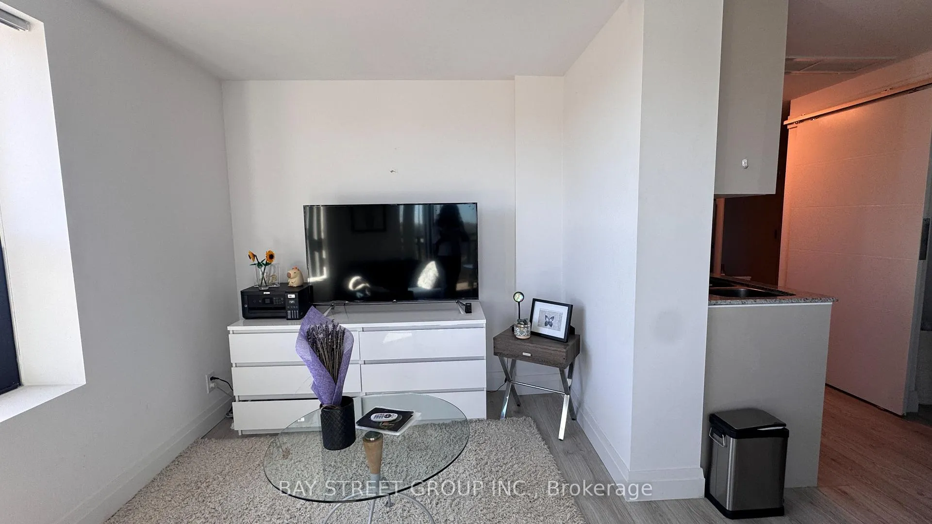 Photo 7 of Unit 813, 652 Princess Street, Kingston, Central City East — HOMEH