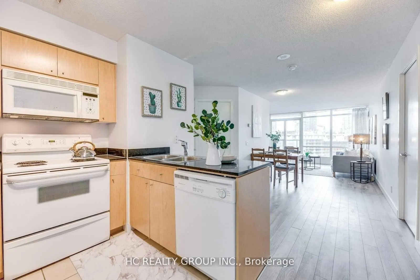 Photo 9 of Unit 1207, 361 Front Street W, Toronto, Waterfront Communities — HOMEH