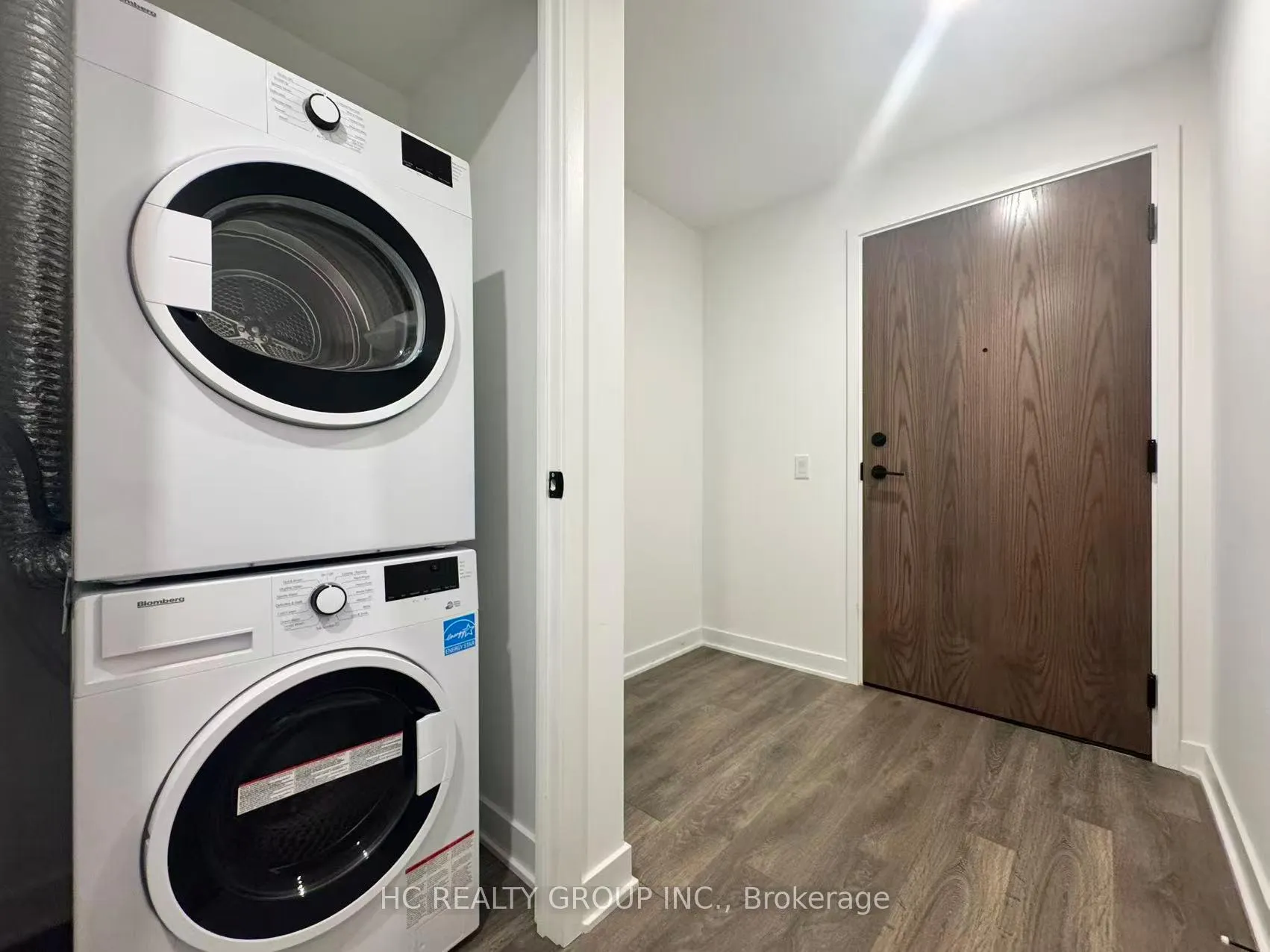 Photo 2 of Unit 2104, 55 Charles Street E, Toronto, Church-Yonge Corridor — HOMEH
