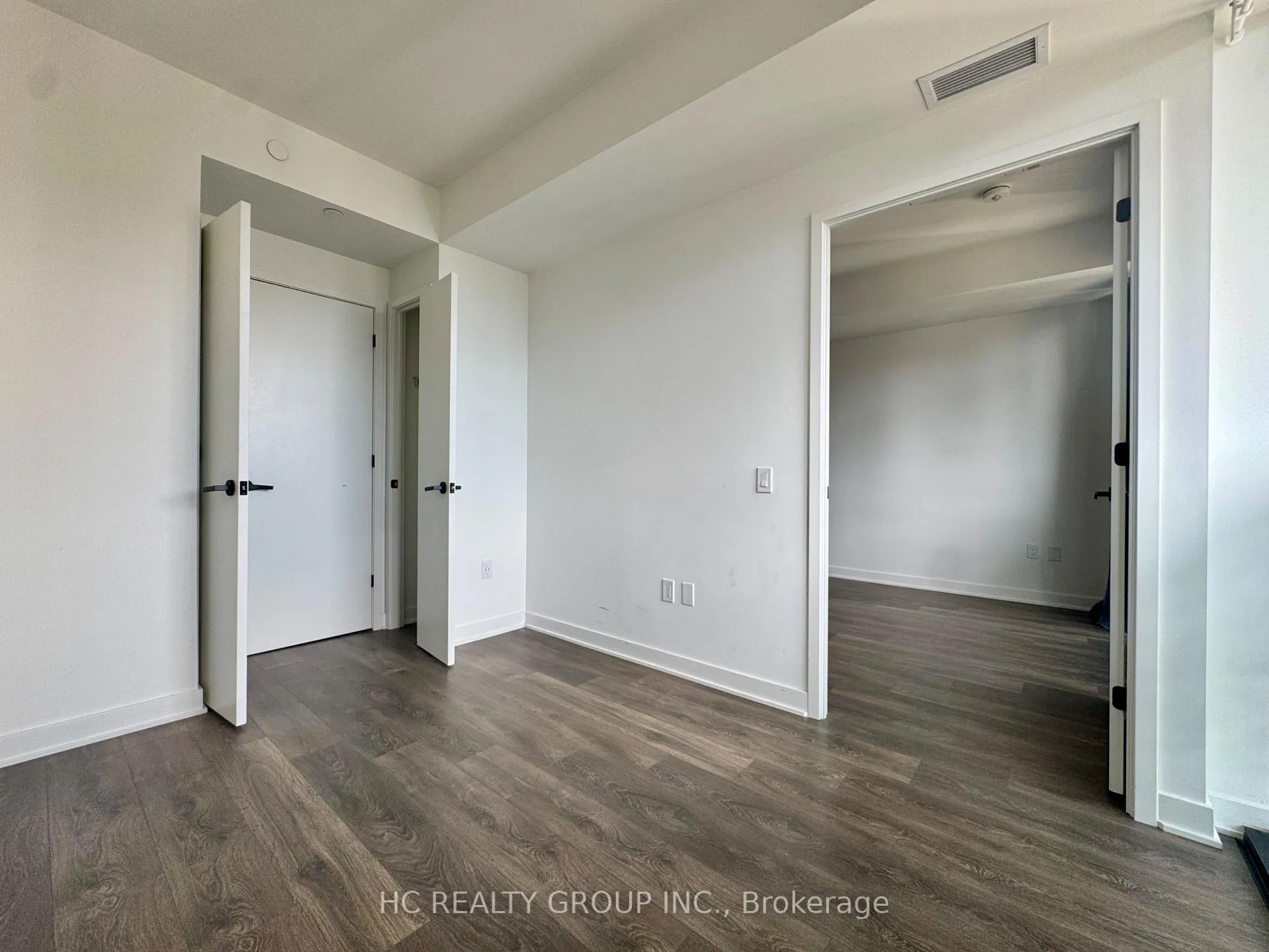 Photo 11 of Unit 2104, 55 Charles Street E, Toronto, Church-Yonge Corridor — HOMEH