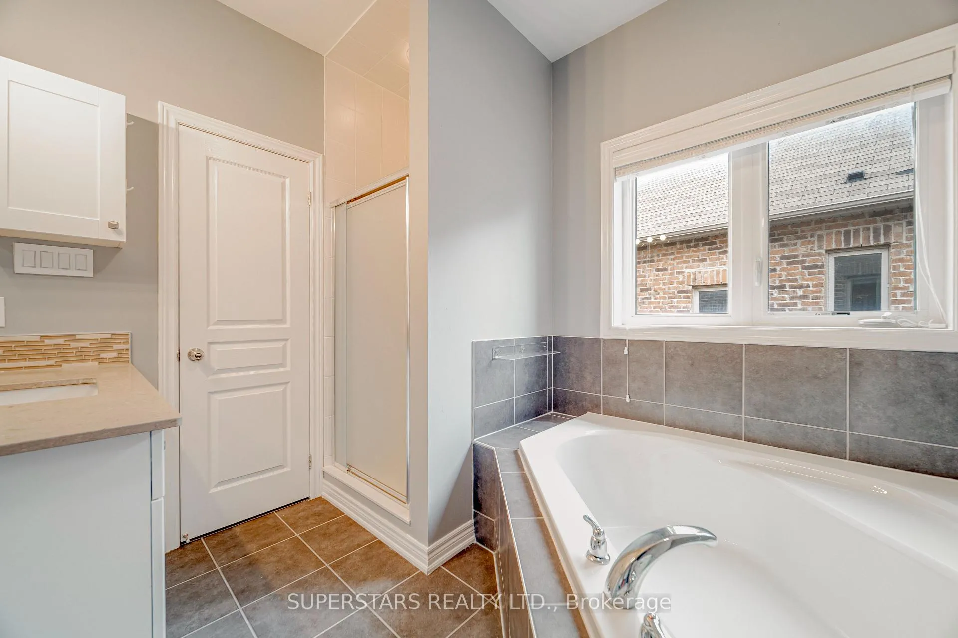 Photo 23 of 48 Manila Avenue, Markham, Berczy — HOMEH