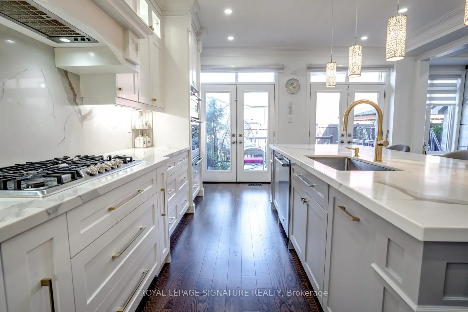 Photo 13 of 74 Rotondo Crescent, Vaughan, Kleinburg — HOMEH