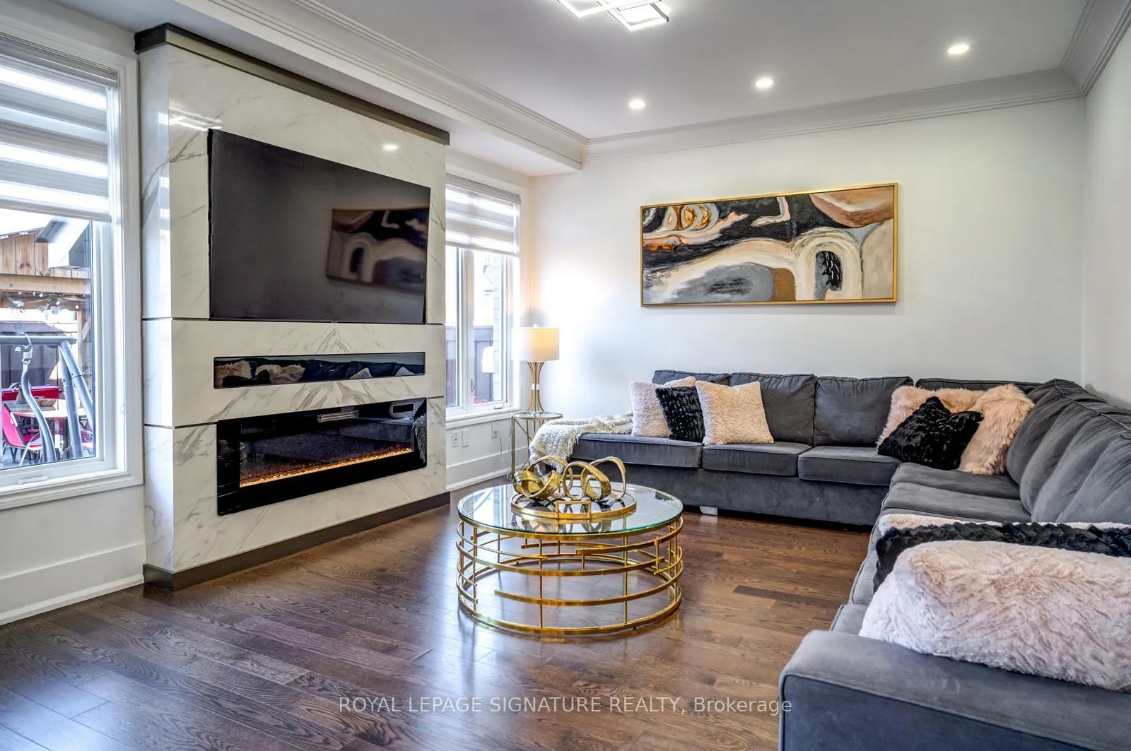 Photo 14 of 74 Rotondo Crescent, Vaughan, Kleinburg — HOMEH