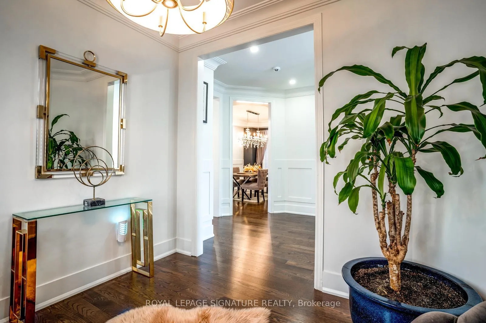 Photo 18 of 74 Rotondo Crescent, Vaughan, Kleinburg — HOMEH