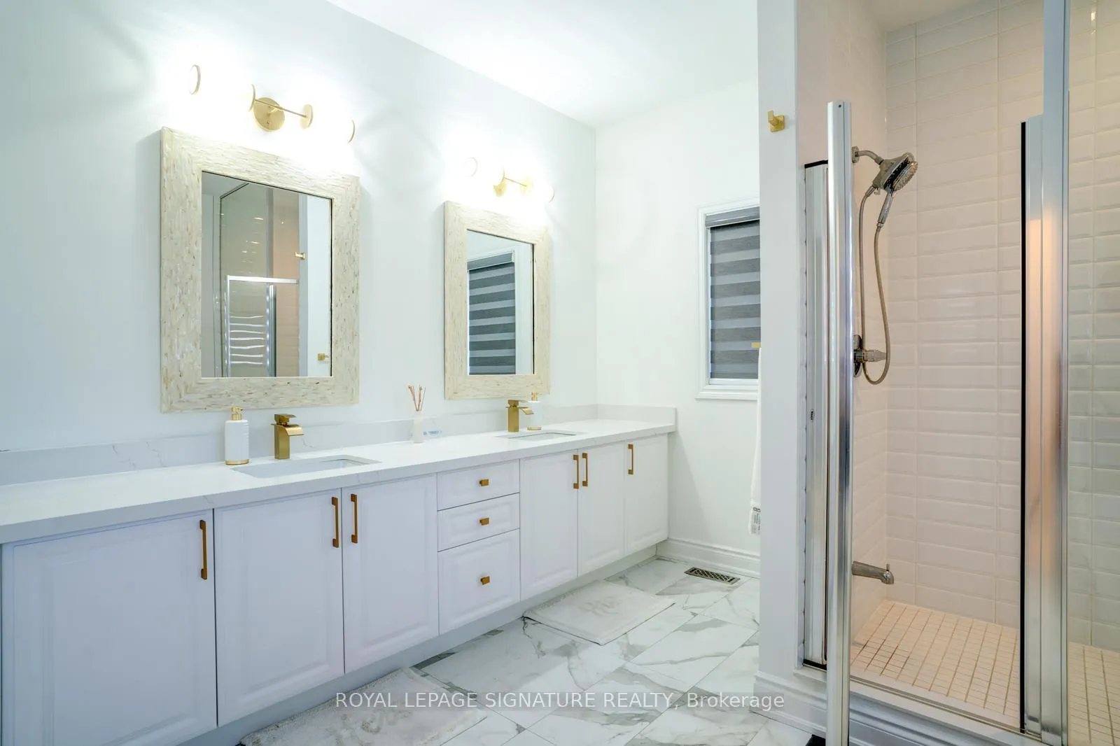 Photo 25 of 74 Rotondo Crescent, Vaughan, Kleinburg — HOMEH