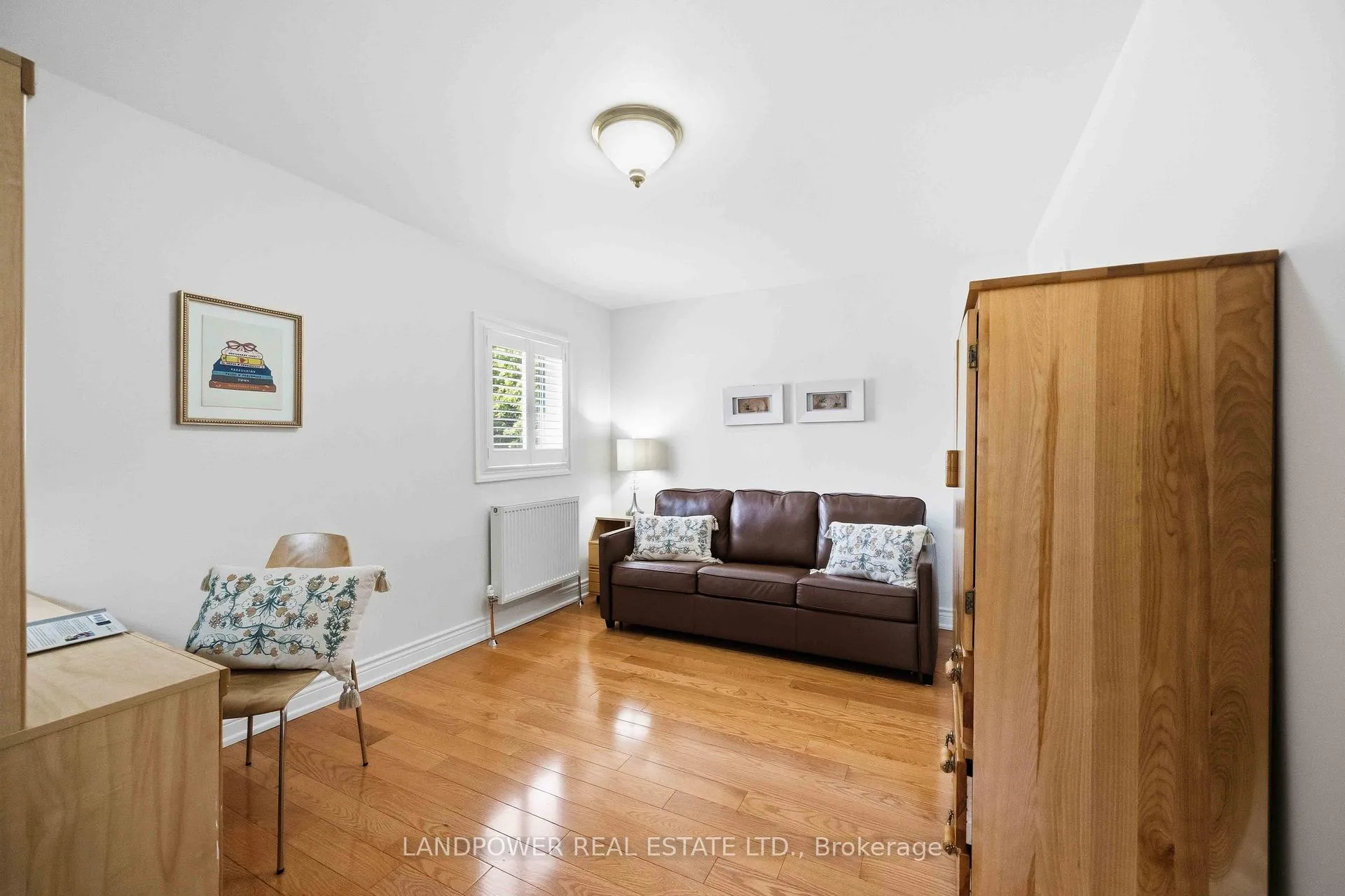 Photo 22 of 549 Lawrence Avenue W, Toronto, Englemount-Lawrence — HOMEH
