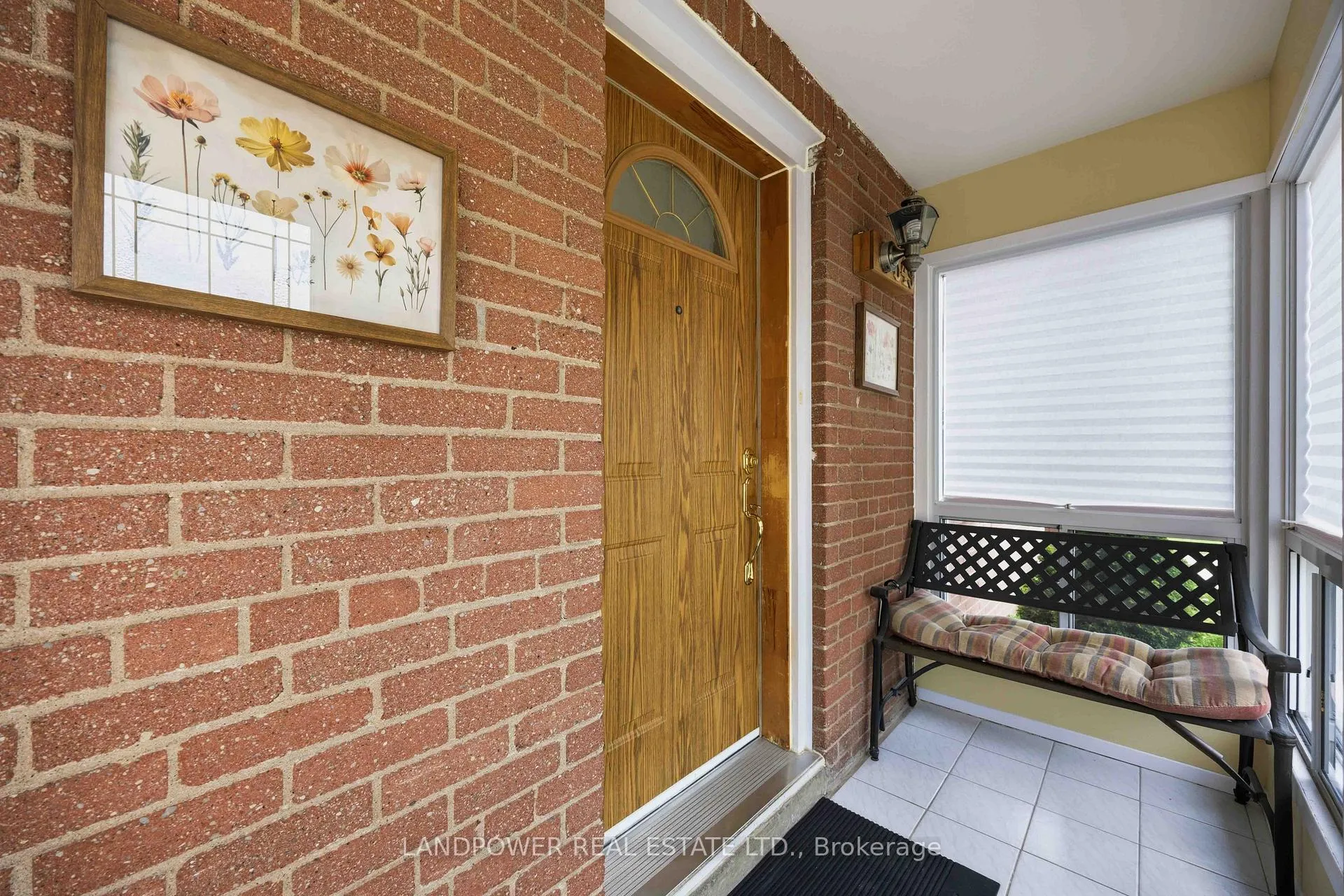 Photo 35 of 549 Lawrence Avenue W, Toronto, Englemount-Lawrence — HOMEH
