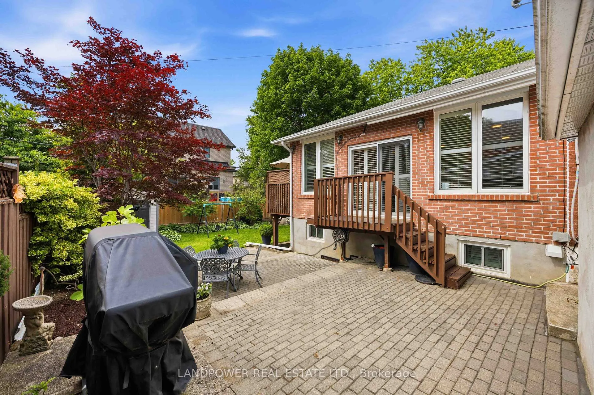 Photo 39 of 549 Lawrence Avenue W, Toronto, Englemount-Lawrence — HOMEH