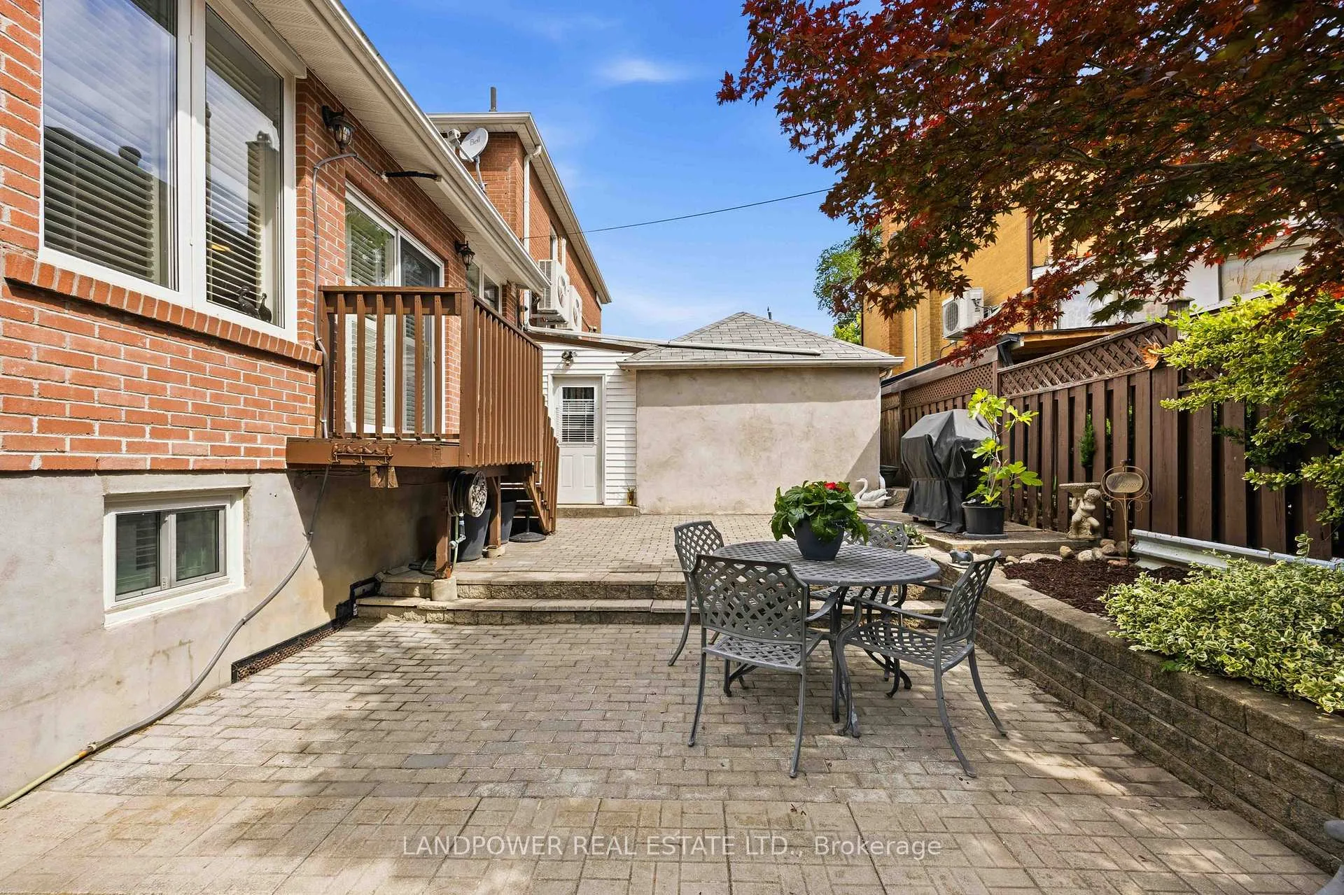 Photo 40 of 549 Lawrence Avenue W, Toronto, Englemount-Lawrence — HOMEH