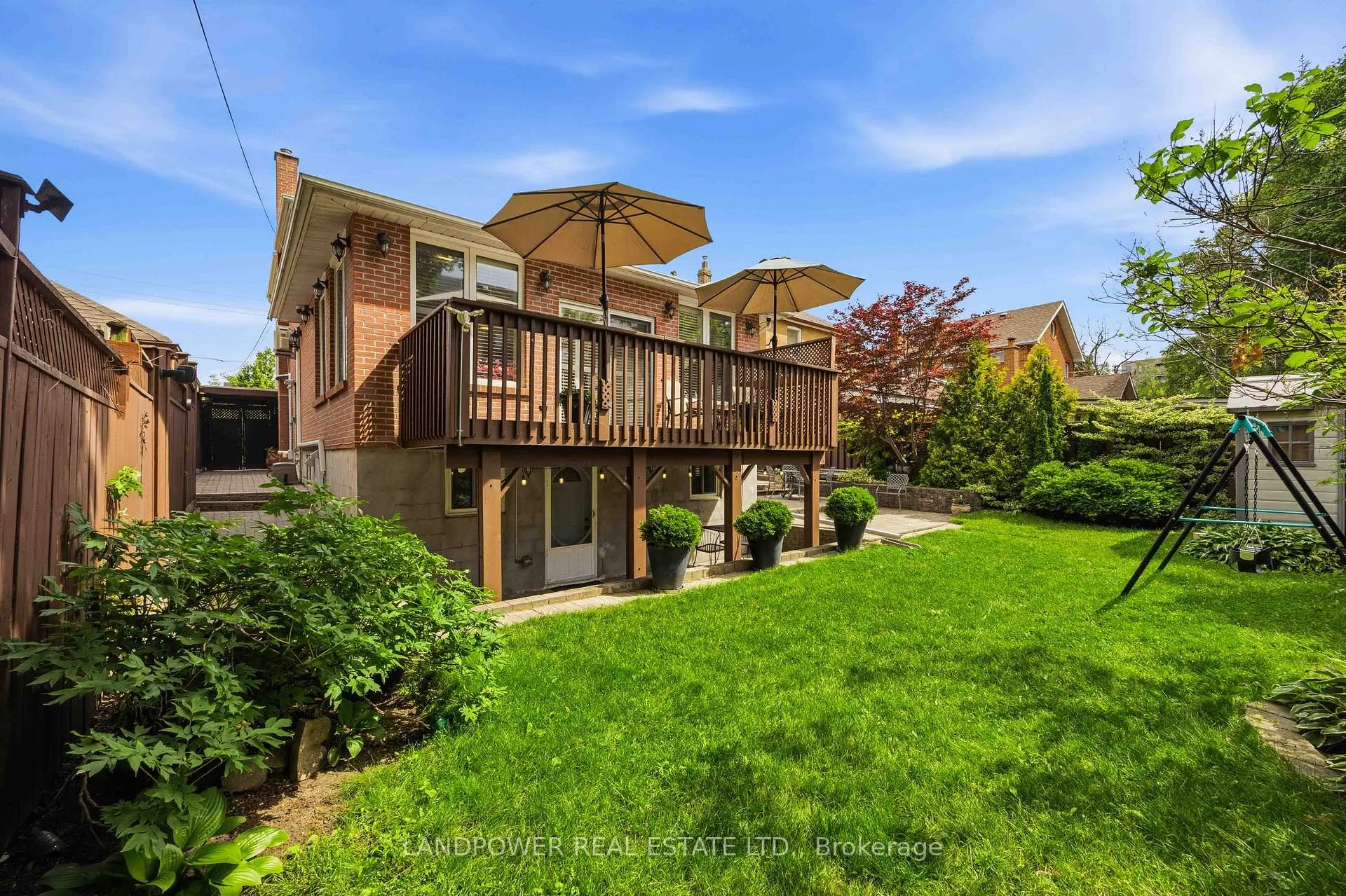 Photo 43 of 549 Lawrence Avenue W, Toronto, Englemount-Lawrence — HOMEH