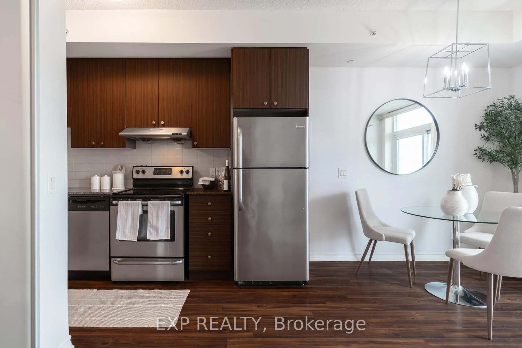 Photo 6 of Unit 323, 8323 Kennedy Road, Markham, Village Green-South Unionville — HOMEH