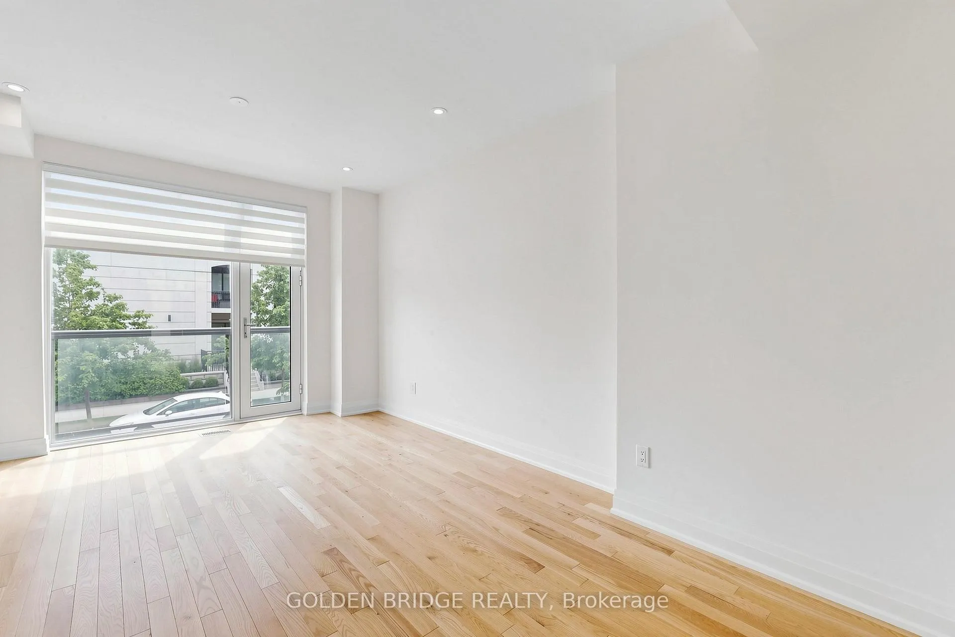 Photo 5 of 40 William Saville Street, Markham, Unionville — HOMEH