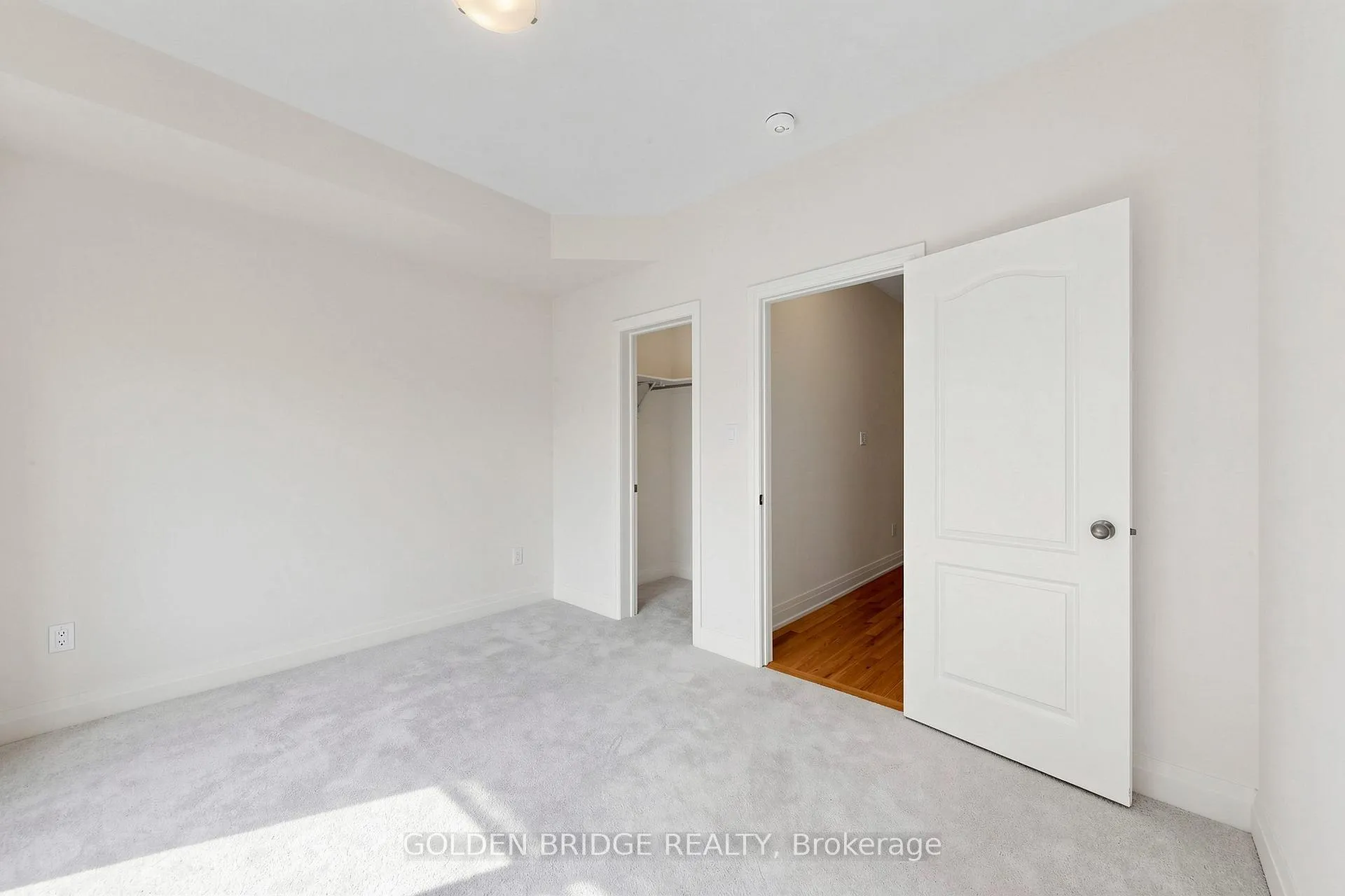 Photo 13 of 40 William Saville Street, Markham, Unionville — HOMEH