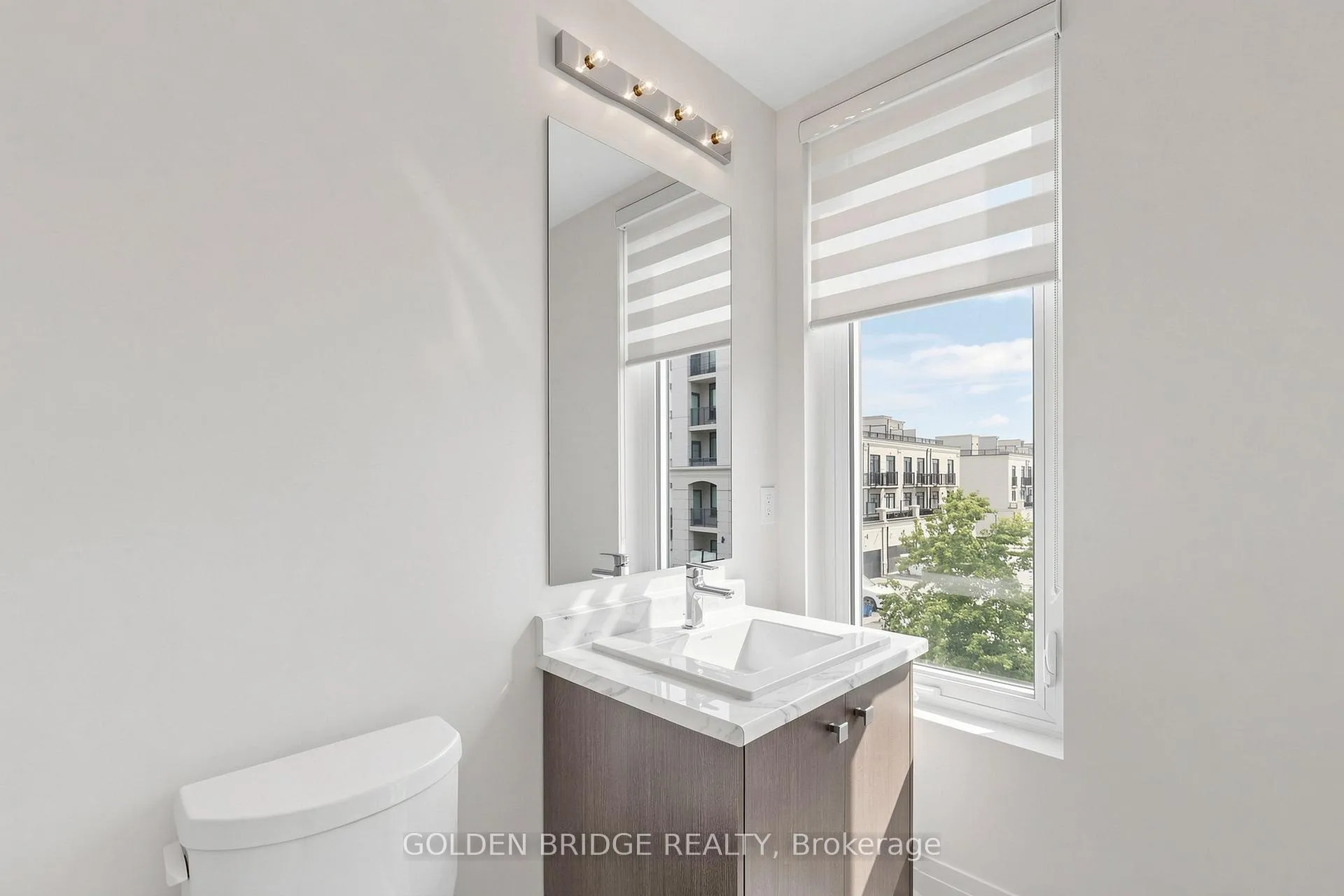Photo 16 of 40 William Saville Street, Markham, Unionville — HOMEH