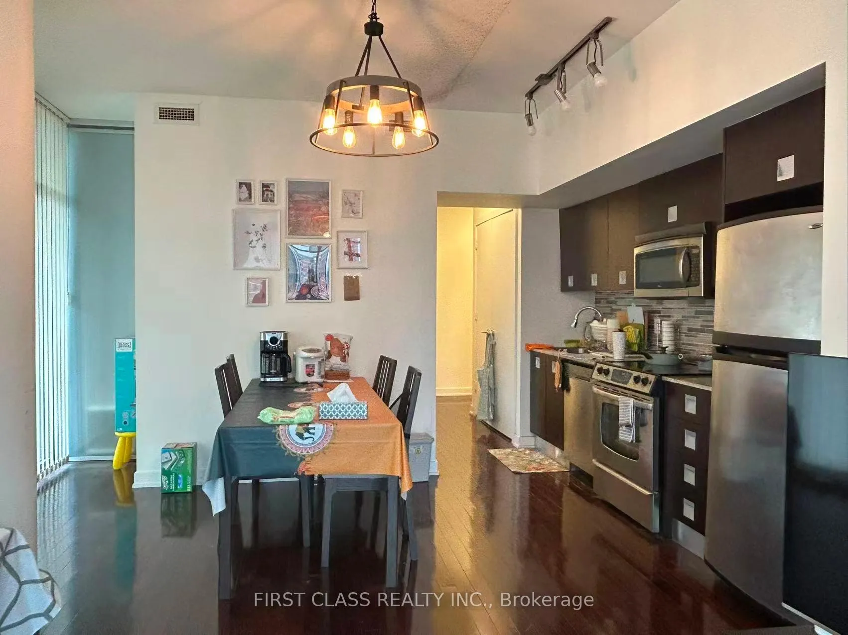 Photo 8 of Unit 1409, 33 Charles Street E, Toronto, Church-Yonge Corridor — HOMEH