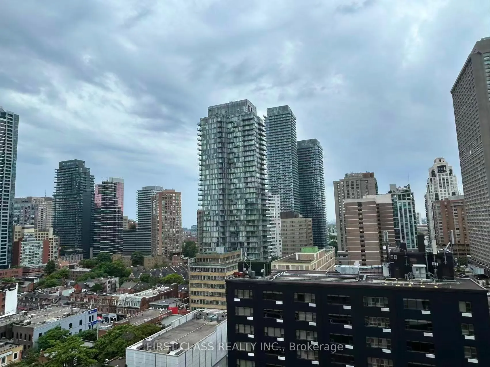Photo 17 of Unit 1409, 33 Charles Street E, Toronto, Church-Yonge Corridor — HOMEH
