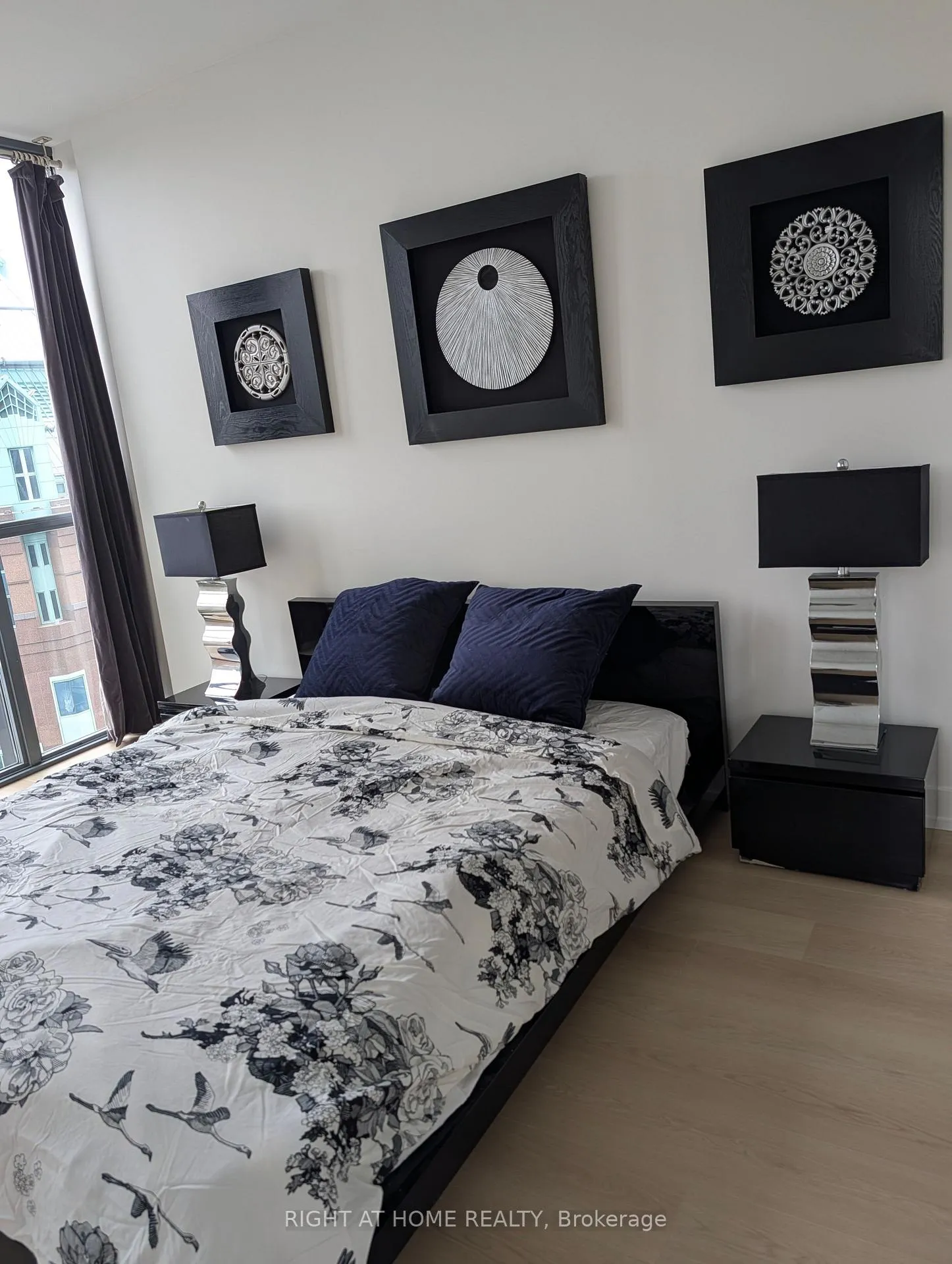 Photo 14 of Unit 2408, 110 Charles Street E, Toronto, Church-Yonge Corridor — HOMEH