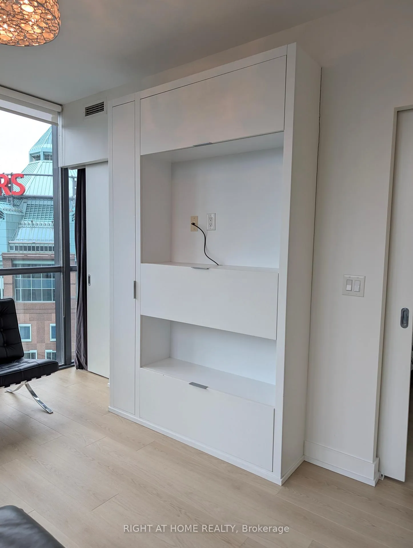 Photo 17 of Unit 2408, 110 Charles Street E, Toronto, Church-Yonge Corridor — HOMEH