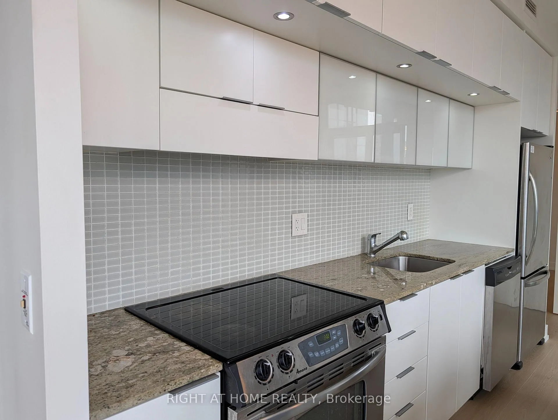 Photo 27 of Unit 2408, 110 Charles Street E, Toronto, Church-Yonge Corridor — HOMEH