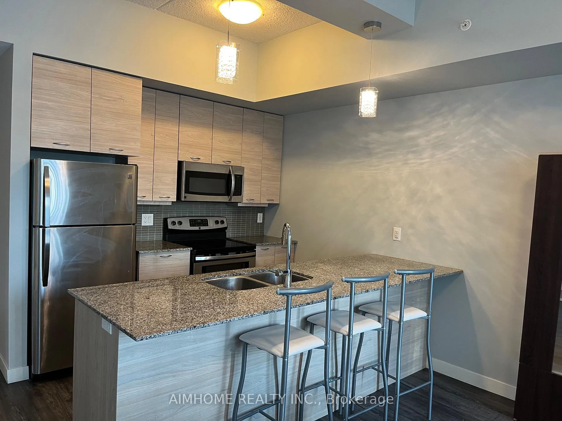 Photo 9 of Unit 309, 318 Spruce Street, Waterloo, Beechwood/University — HOMEH