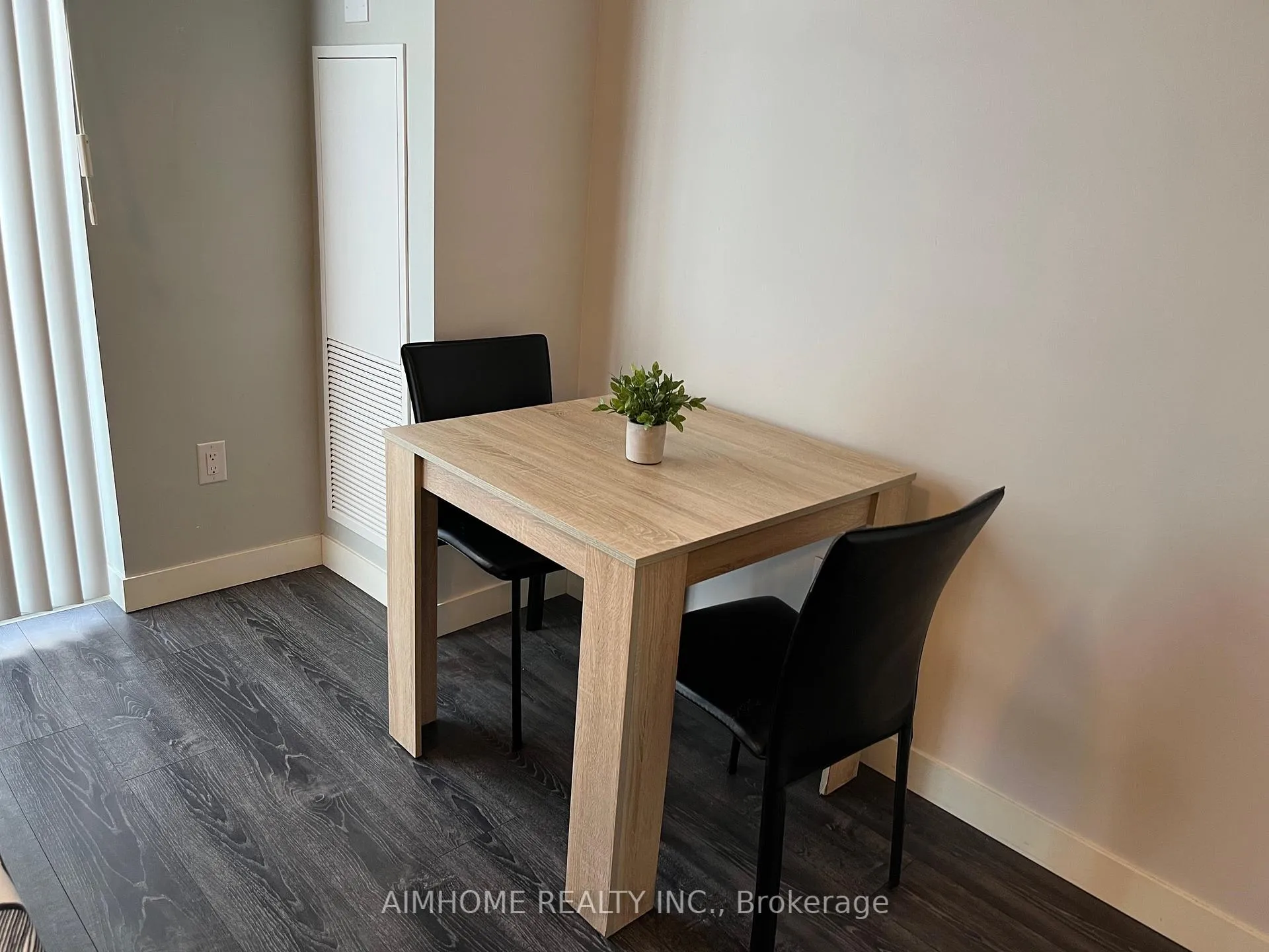 Photo 16 of Unit 309, 318 Spruce Street, Waterloo, Beechwood/University — HOMEH