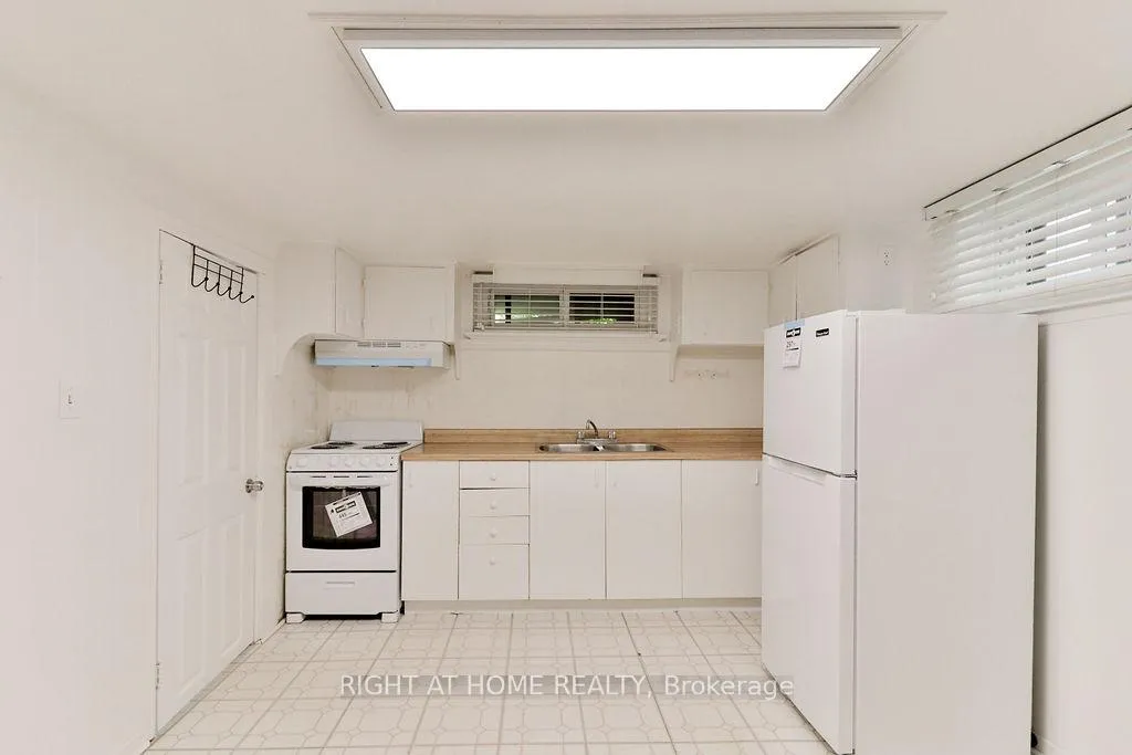 Photo 3 of Unit BSMT, 43 Bertram Street, North York, Beechborough-Greenbrook — HOMEH