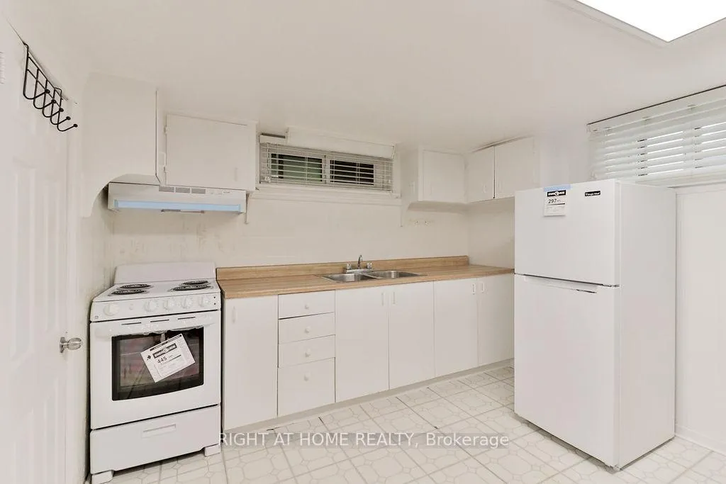Photo 4 of Unit BSMT, 43 Bertram Street, North York, Beechborough-Greenbrook — HOMEH