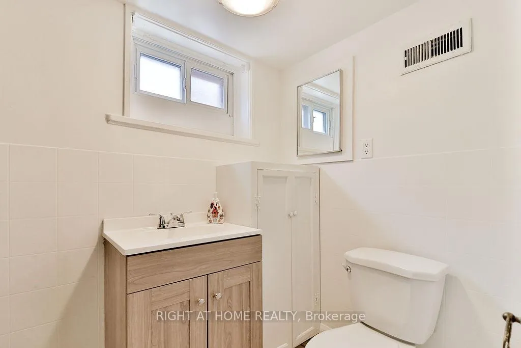 Photo 7 of Unit BSMT, 43 Bertram Street, North York, Beechborough-Greenbrook — HOMEH