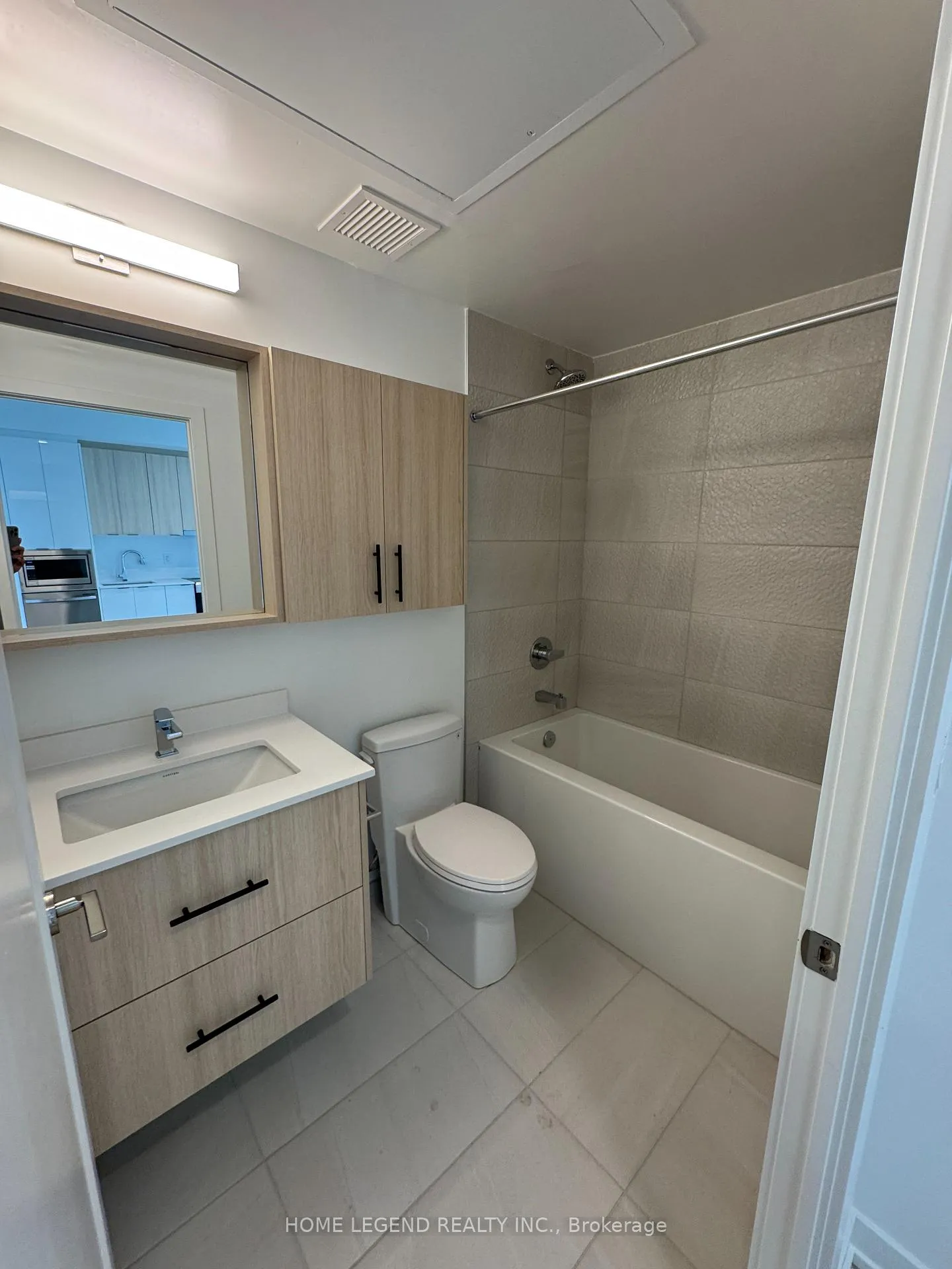 Photo 11 of Unit B2308, 9751 Markham Road, Markham, Greensborough — HOMEH