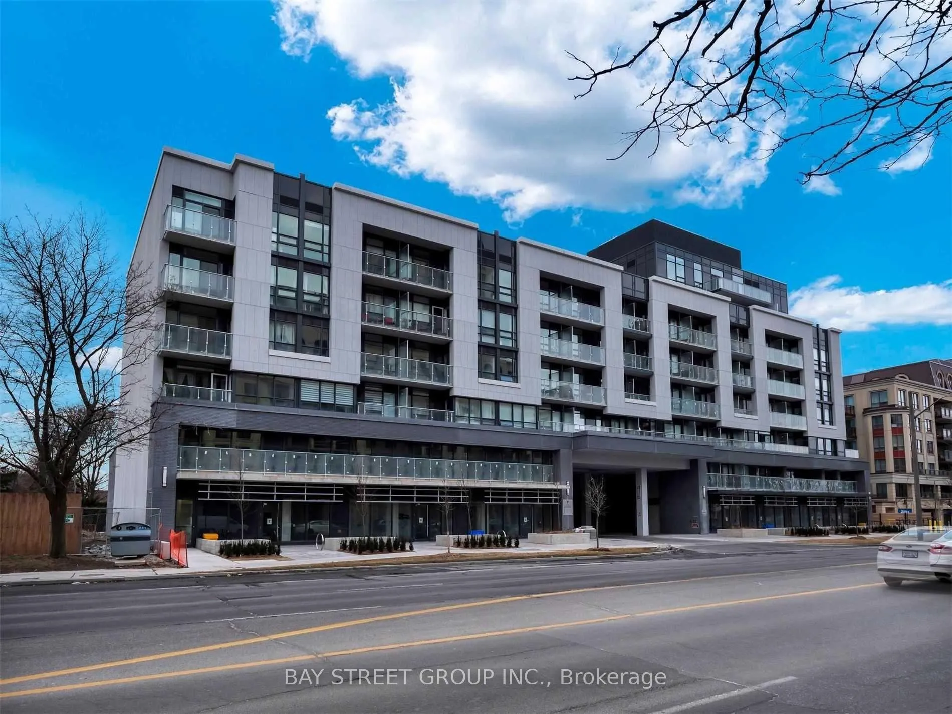 Front of Unit 519, 621 Sheppard Avenue E