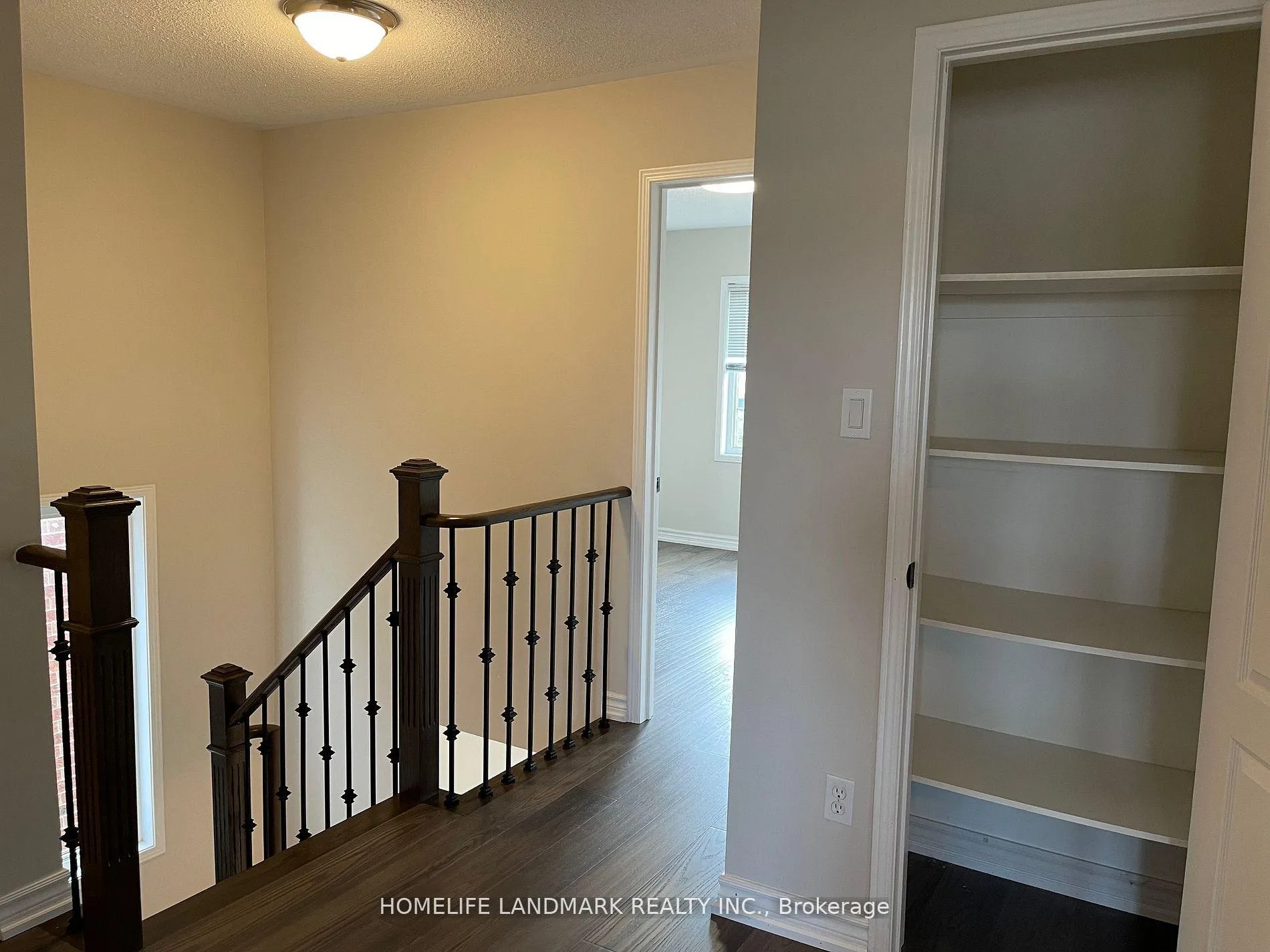 Photo 11 of 39 Hartmoor Street, Markham, Wismer — HOMEH