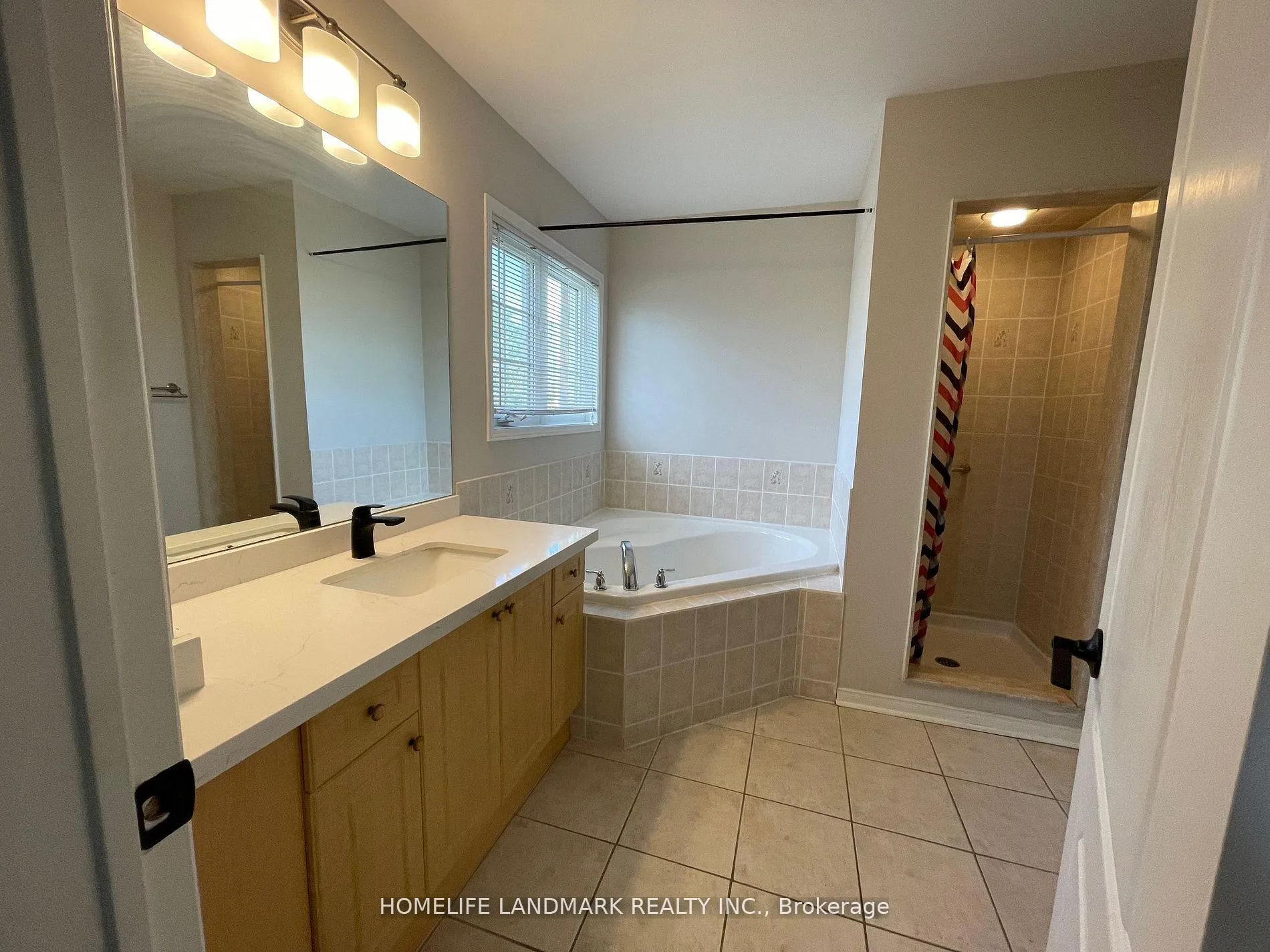 Photo 15 of 39 Hartmoor Street, Markham, Wismer — HOMEH