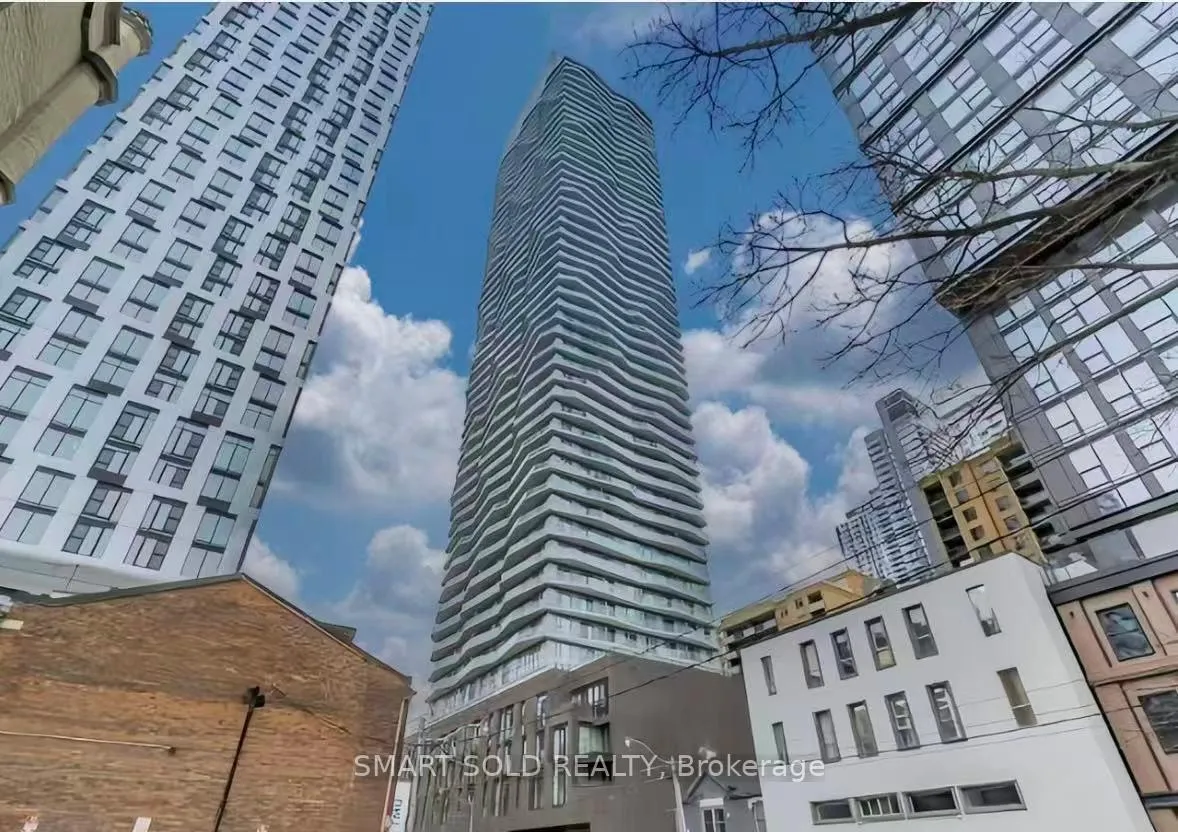 Front of Unit 411, 100 Dalhousie Street