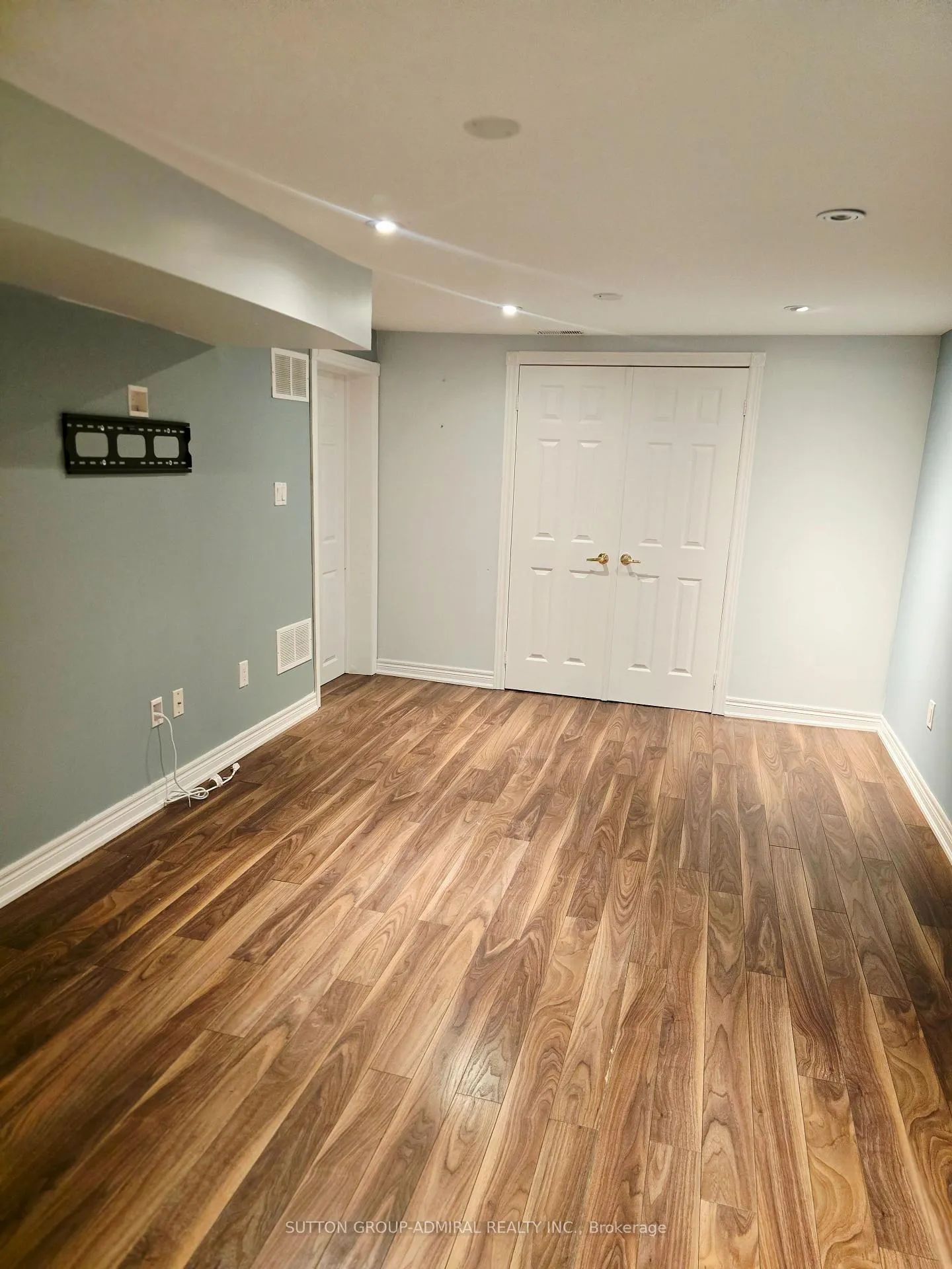 Photo 16 of 24 Corkory Way, Markham, Aileen-Willowbrook — HOMEH