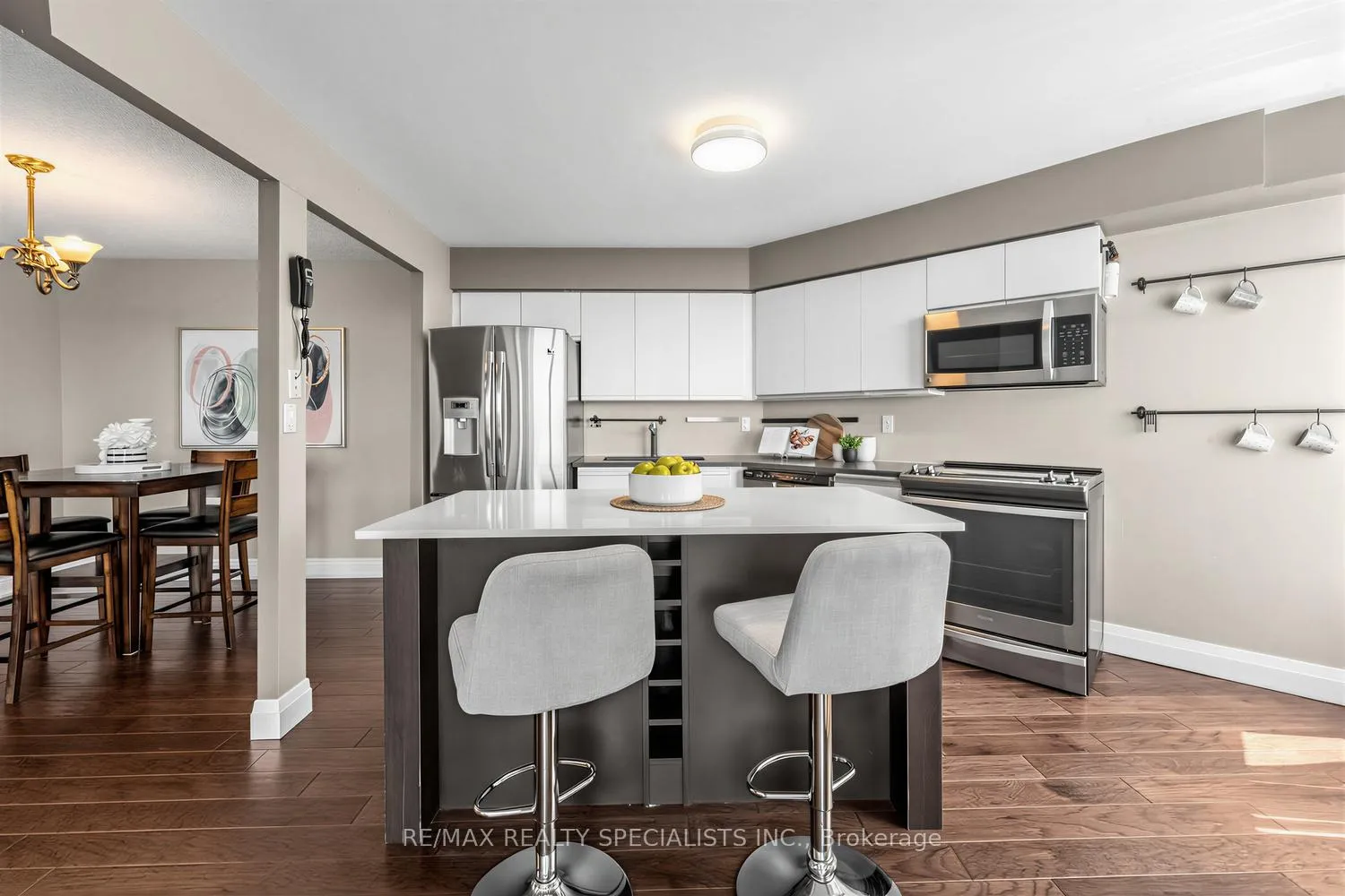 Photo 2 of Unit 1006, 10 Laurelcrest Street, Brampton, Queen Street Corridor — HOMEH