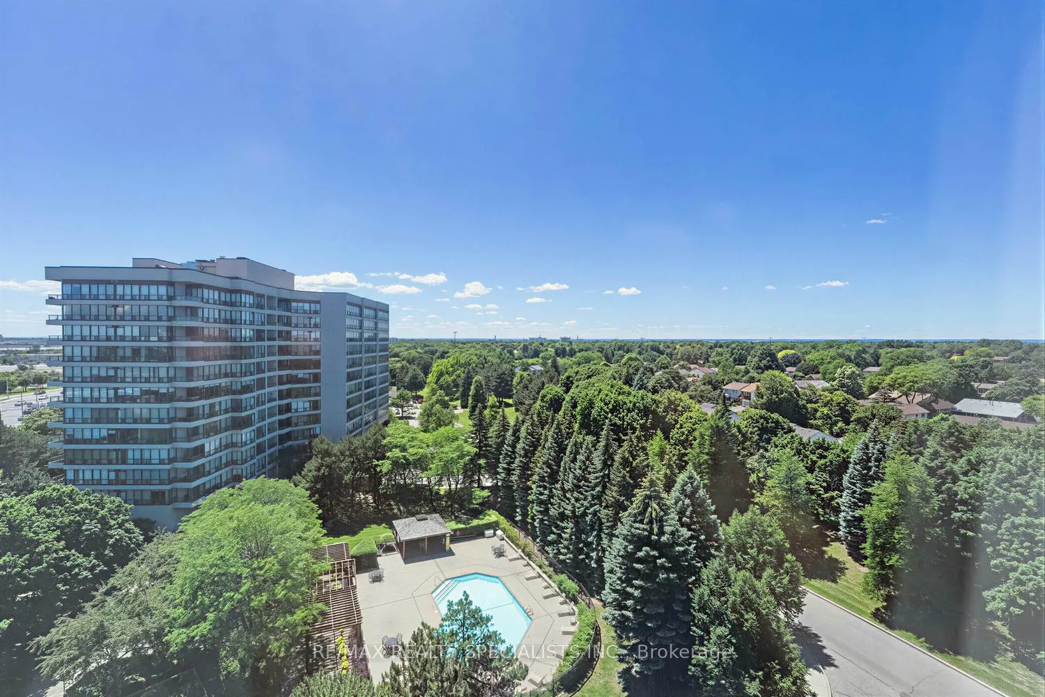 Photo 11 of Unit 1006, 10 Laurelcrest Street, Brampton, Queen Street Corridor — HOMEH