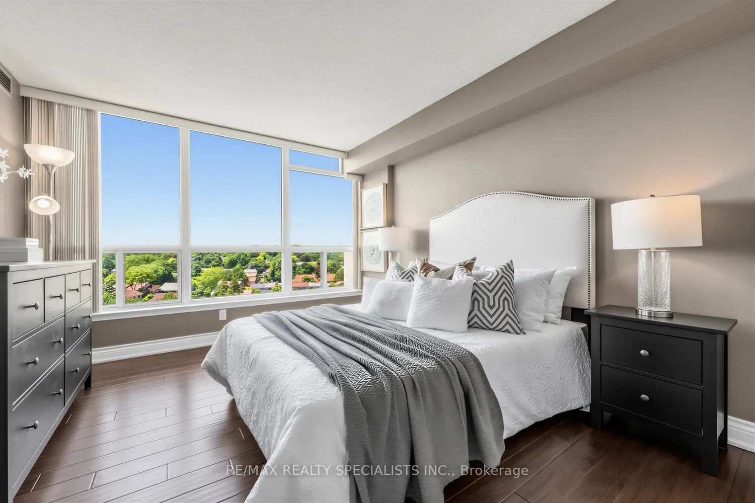 Photo 14 of Unit 1006, 10 Laurelcrest Street, Brampton, Queen Street Corridor — HOMEH
