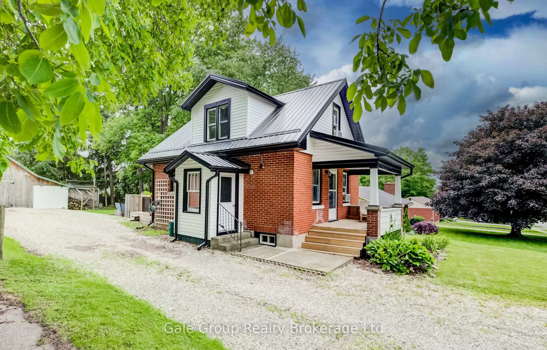Front of 324080 Mount Elgin Road
