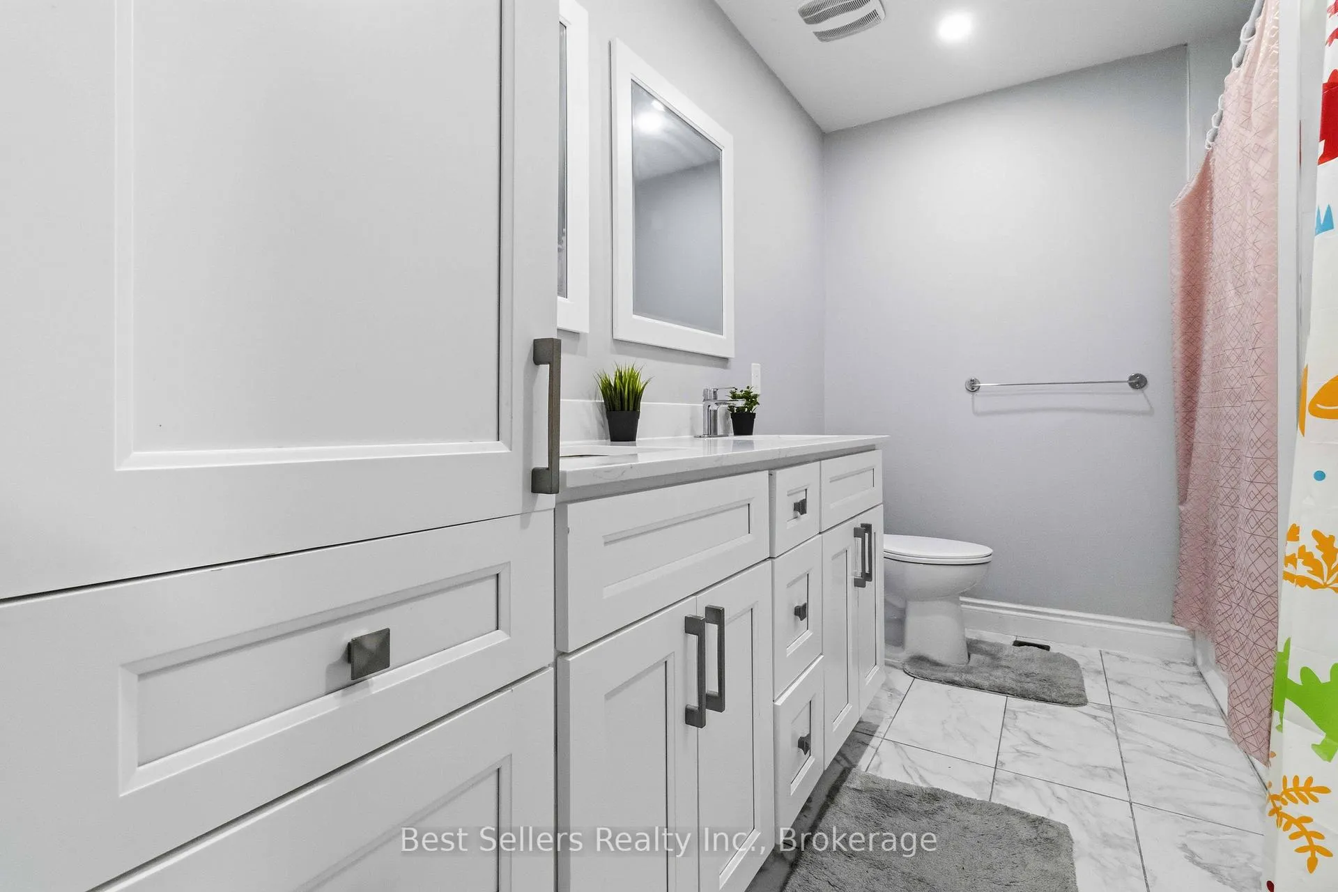 Photo 8 of 80 Felan Crescent, Etobicoke, Thistletown-Beaumonde Heights — HOMEH