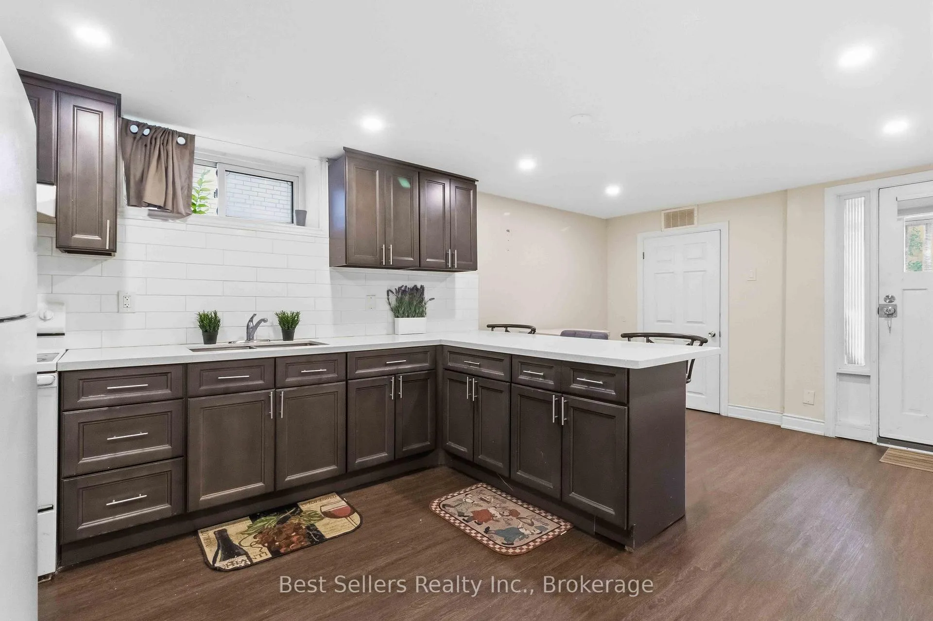 Photo 18 of 80 Felan Crescent, Etobicoke, Thistletown-Beaumonde Heights — HOMEH