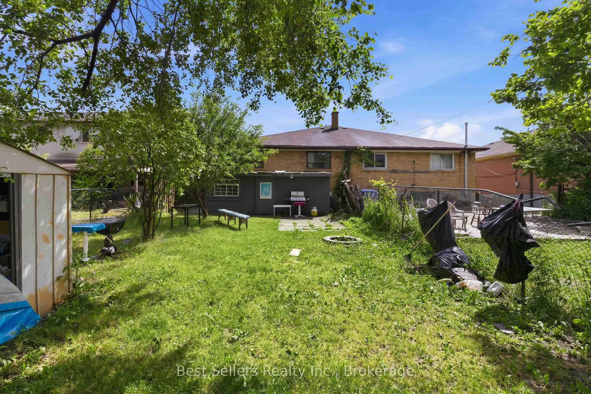 Photo 27 of 80 Felan Crescent, Etobicoke, Thistletown-Beaumonde Heights — HOMEH