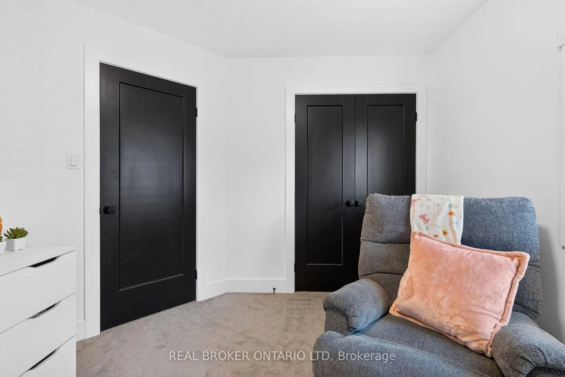 Photo 30 of 77 Daventry Way, Middlesex Centre, Kilworth — HOMEH