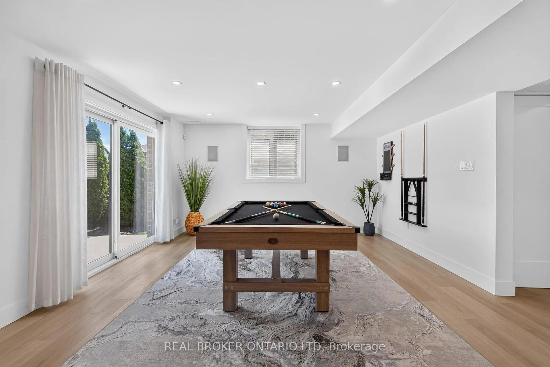 Photo 35 of 77 Daventry Way, Middlesex Centre, Kilworth — HOMEH