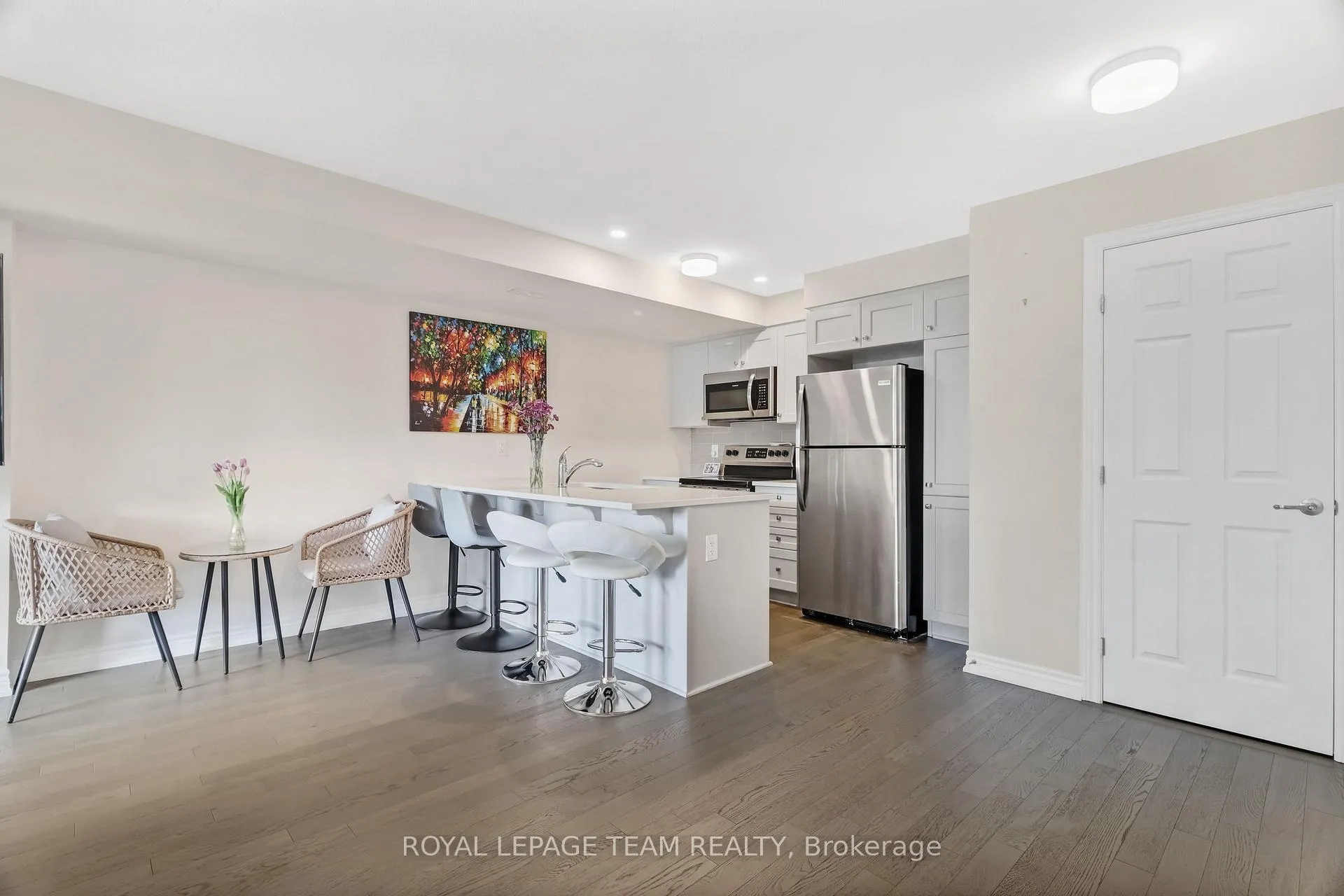 Photo 9 of 2274 Watercolours Way, Ottawa, Barrhaven - Half Moon Bay — HOMEH